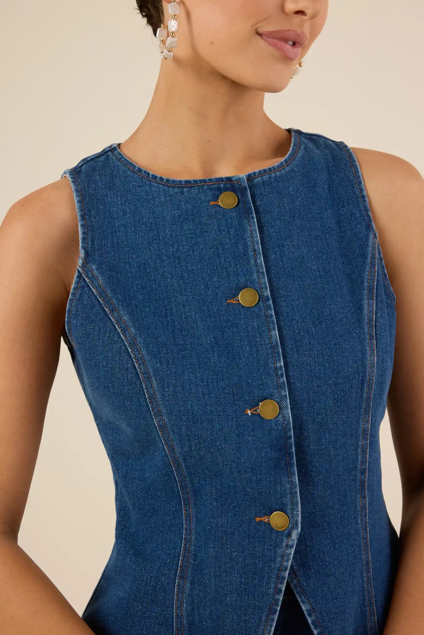 Justine Vest