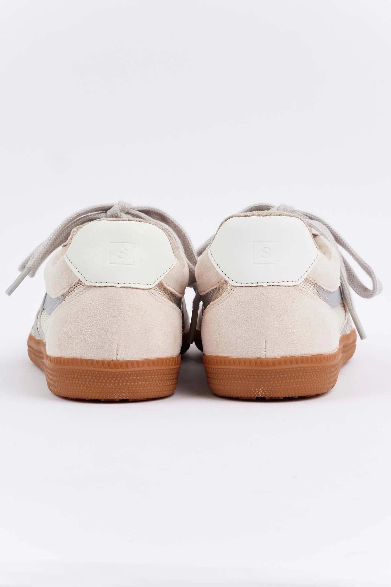 Sasha Sneakers