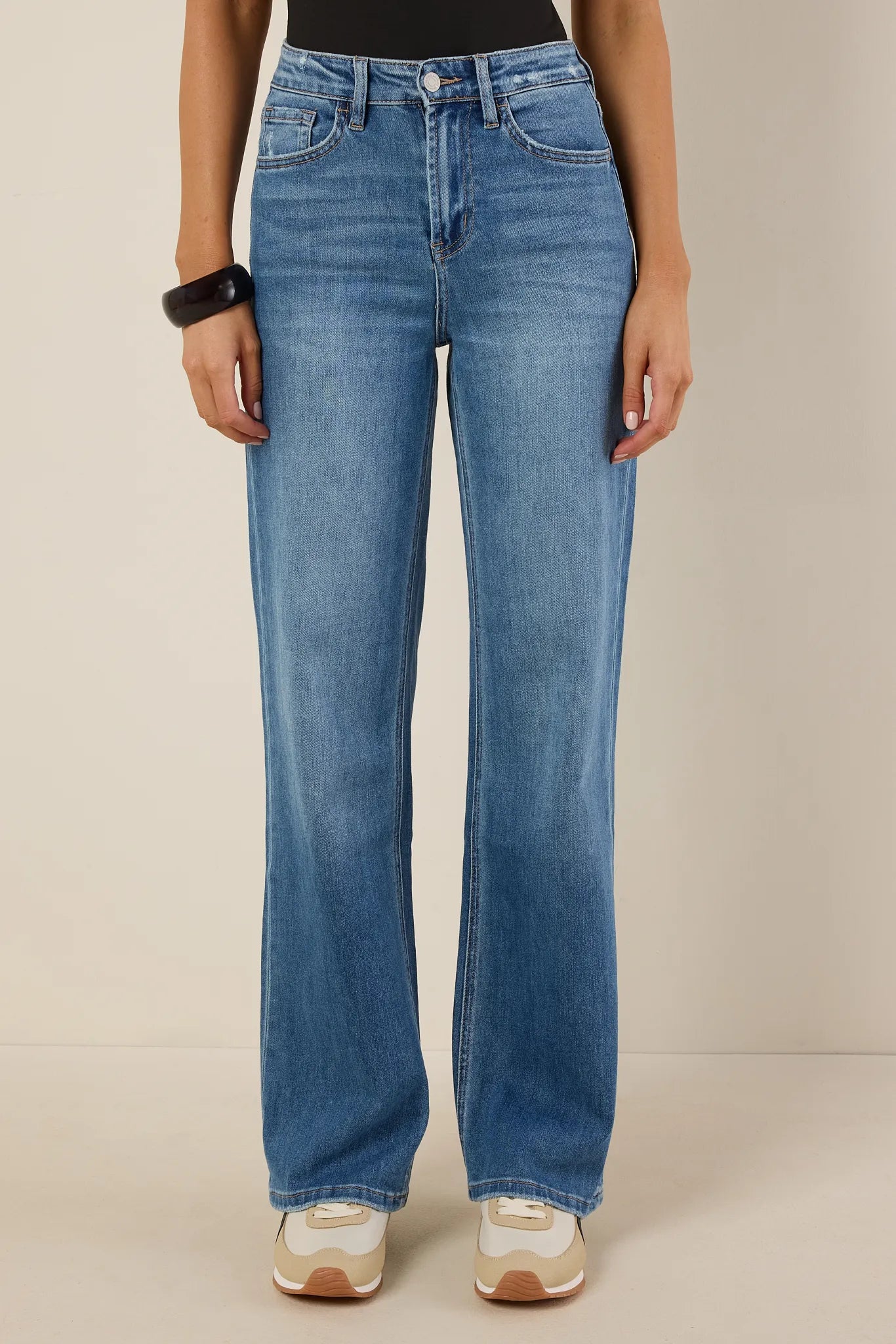 Kylie Jeans