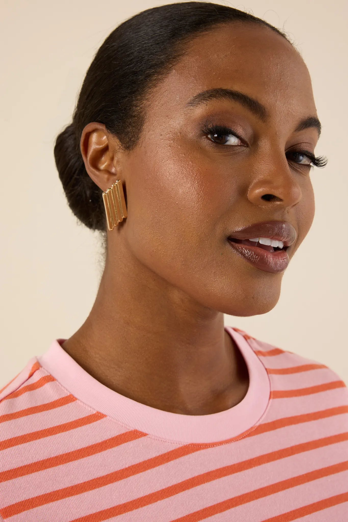 Mila Gold Stud Earrings