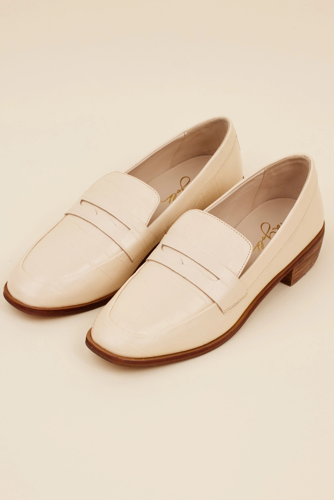 Jasmine Loafers