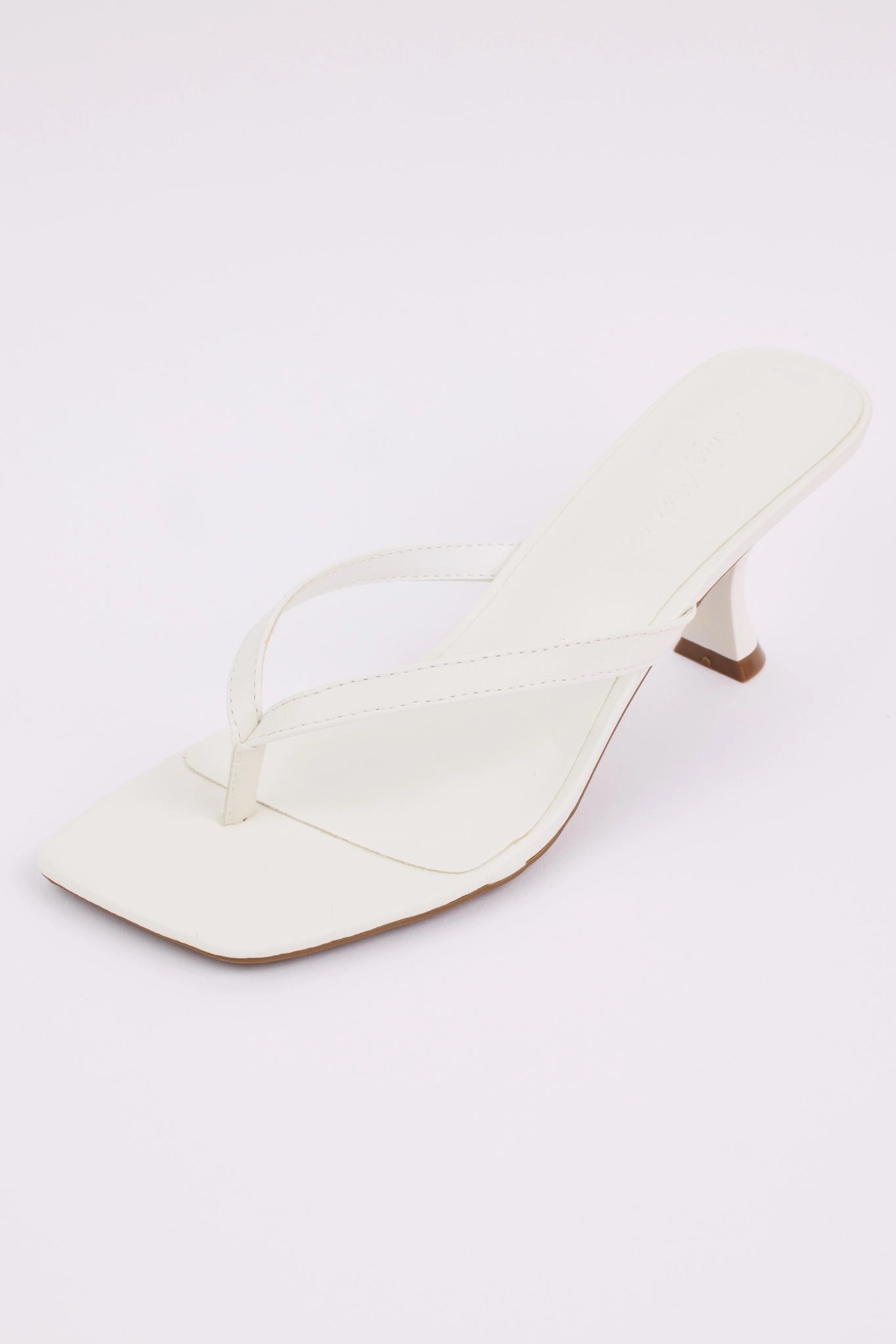 Lindy Heels- White