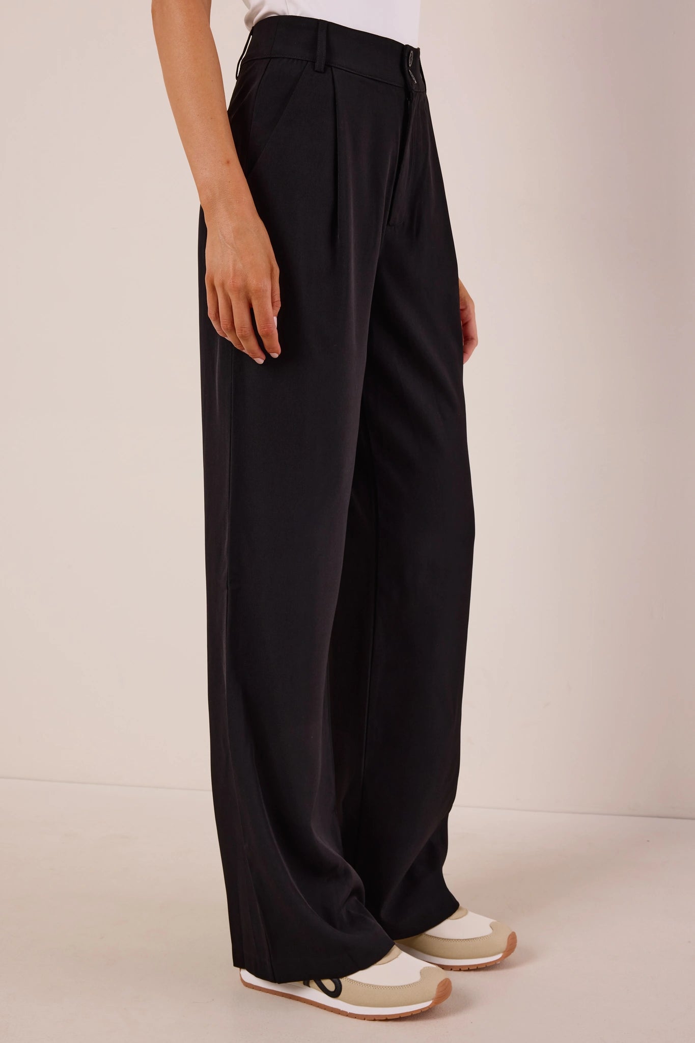 Antoinette Black Wide Leg Pants