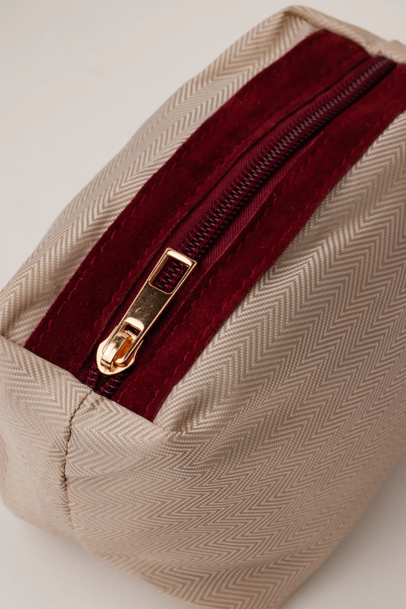 Serena Bag, Suede- Burgundy
