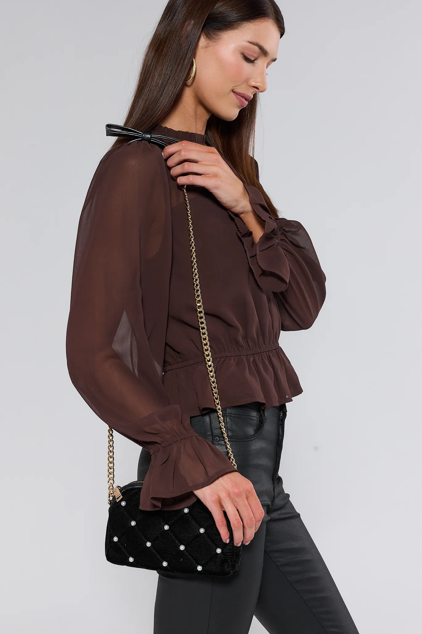 Amy Black Pearl Crossbody Bag