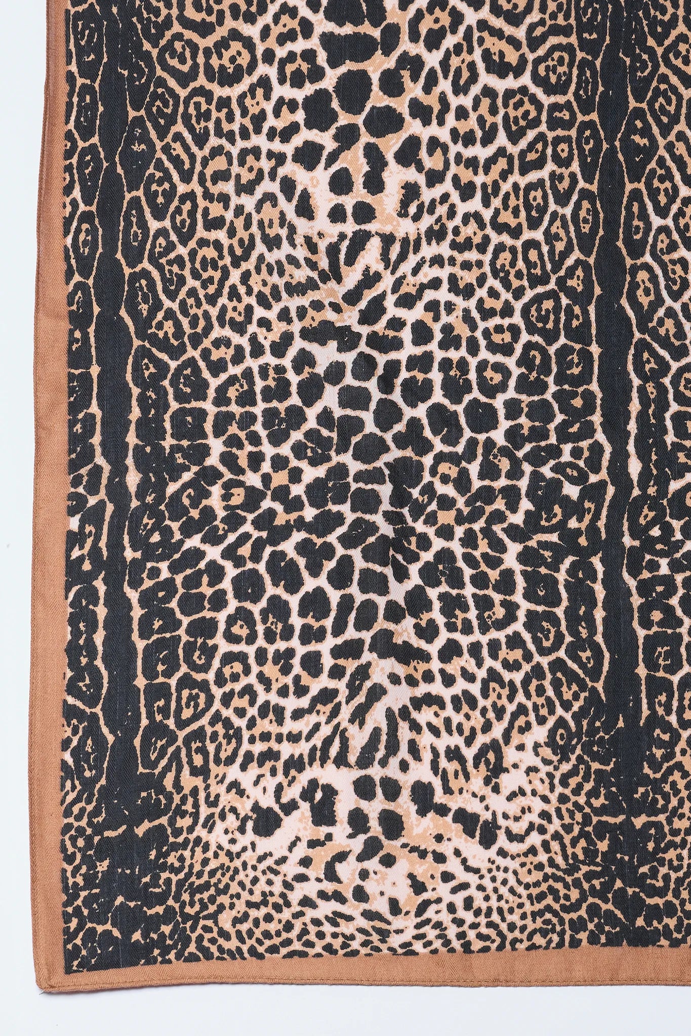 Stacey Leopard Satin Scarf
