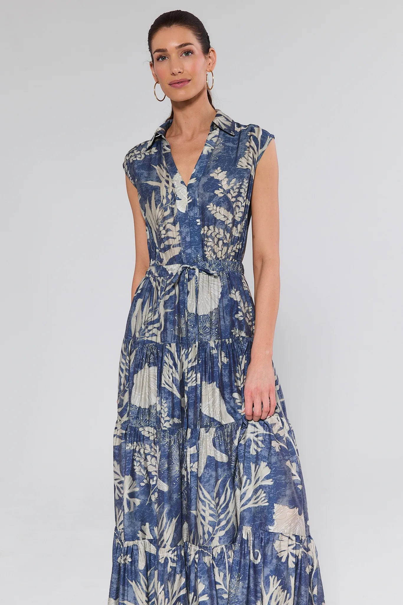 Kelsey Blue Printed Maxi Dress | Avara Kelsey Blue Printed Maxi Dress | Avara