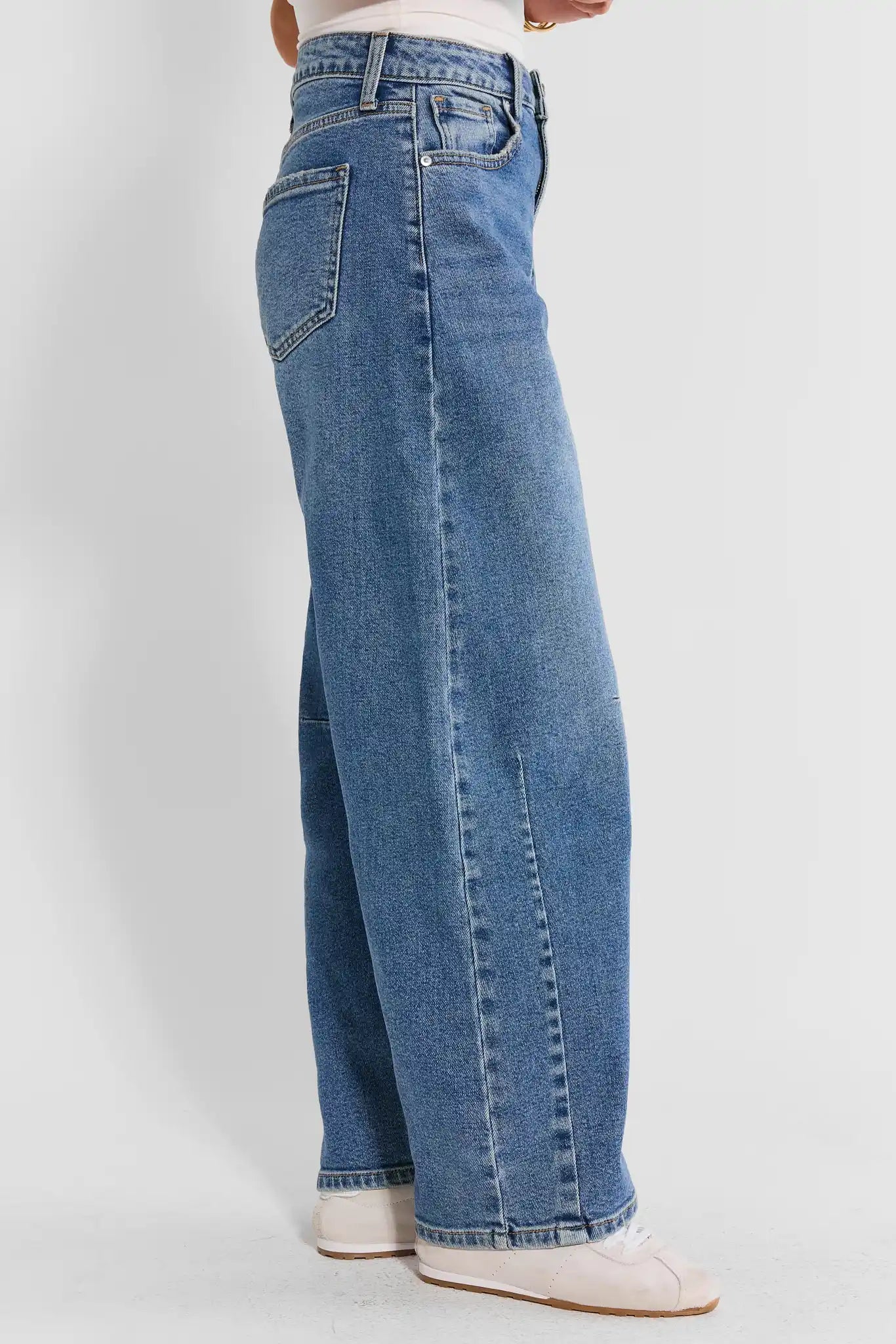Harper Medium Wash Barrel Jeans