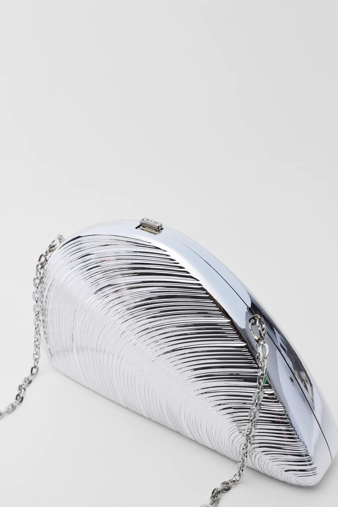 Veronica Silver Oyster Clutch