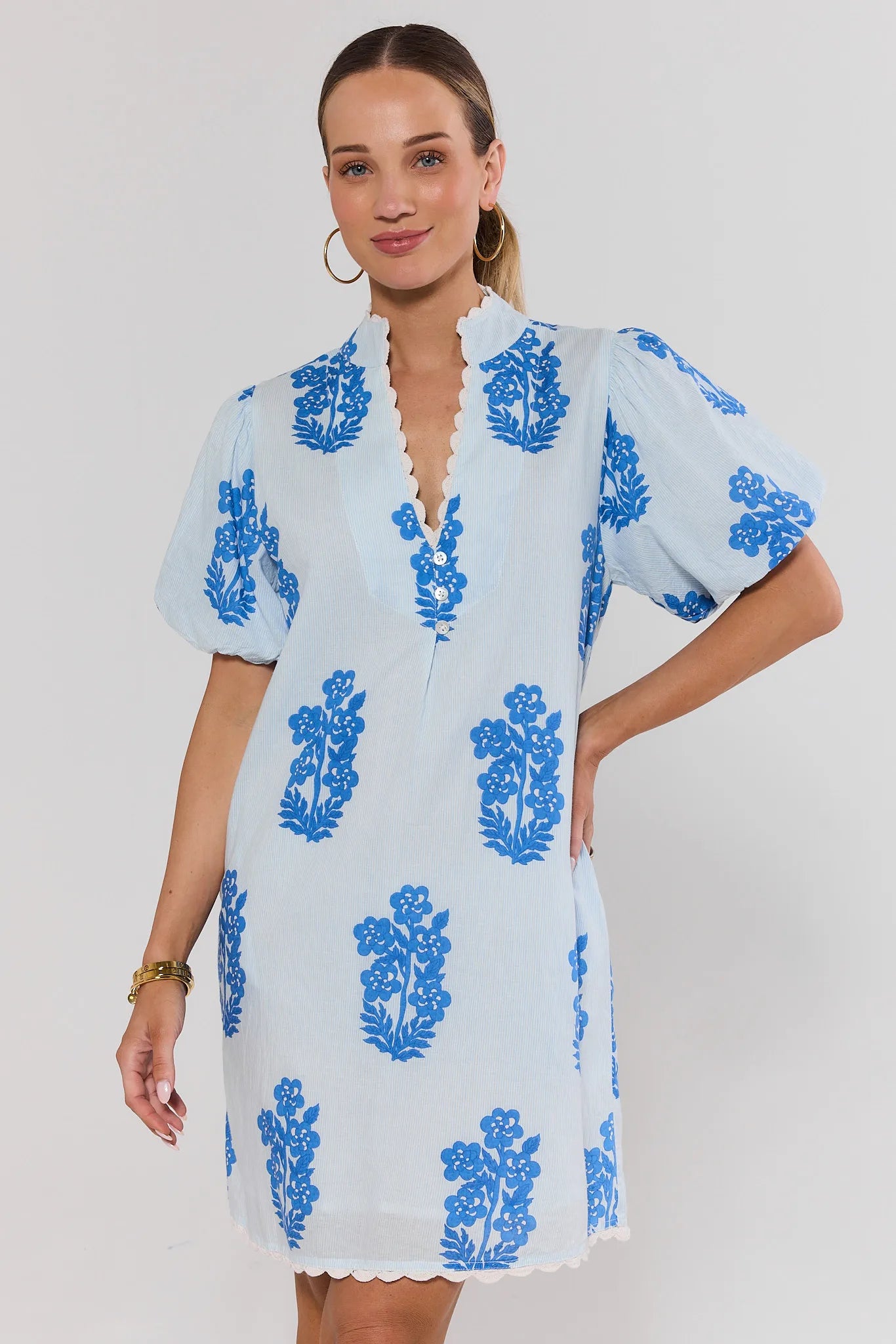 blue pattern dress Blue Print Short Dress by THML