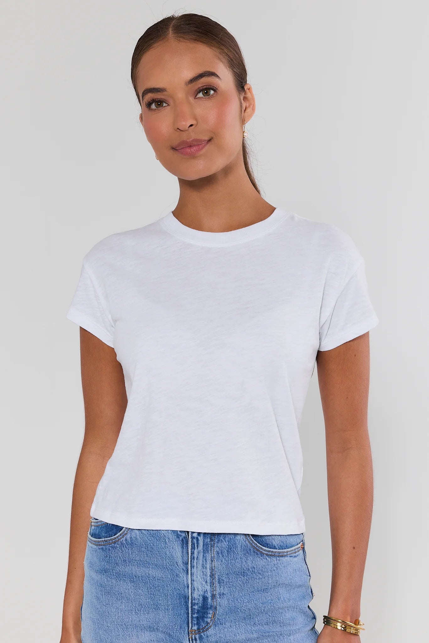 woman wearing white modern slub tee on a white background