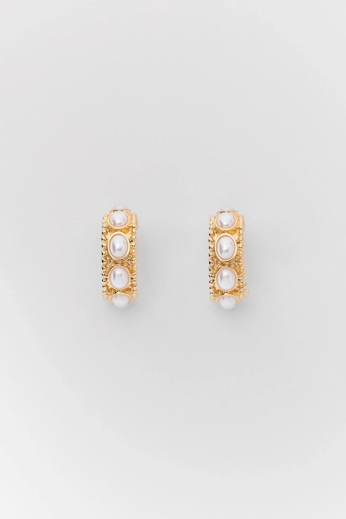 Gold Chunky Pearl Hoop Earrings