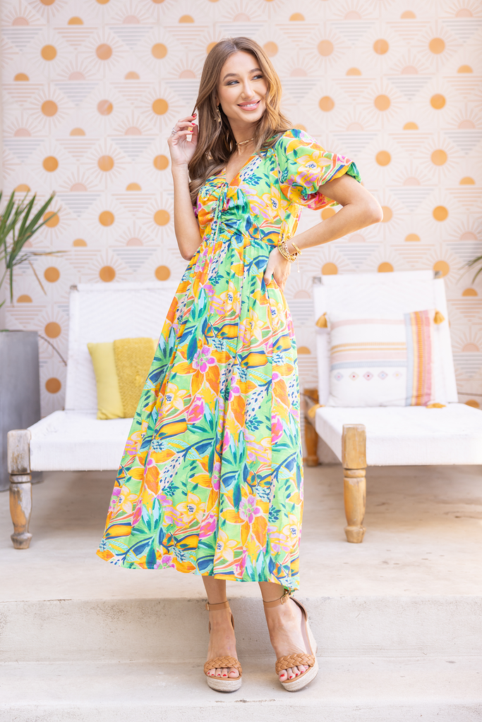 Chic & Trendy Dresses - Special Occasion Dresses & Avara