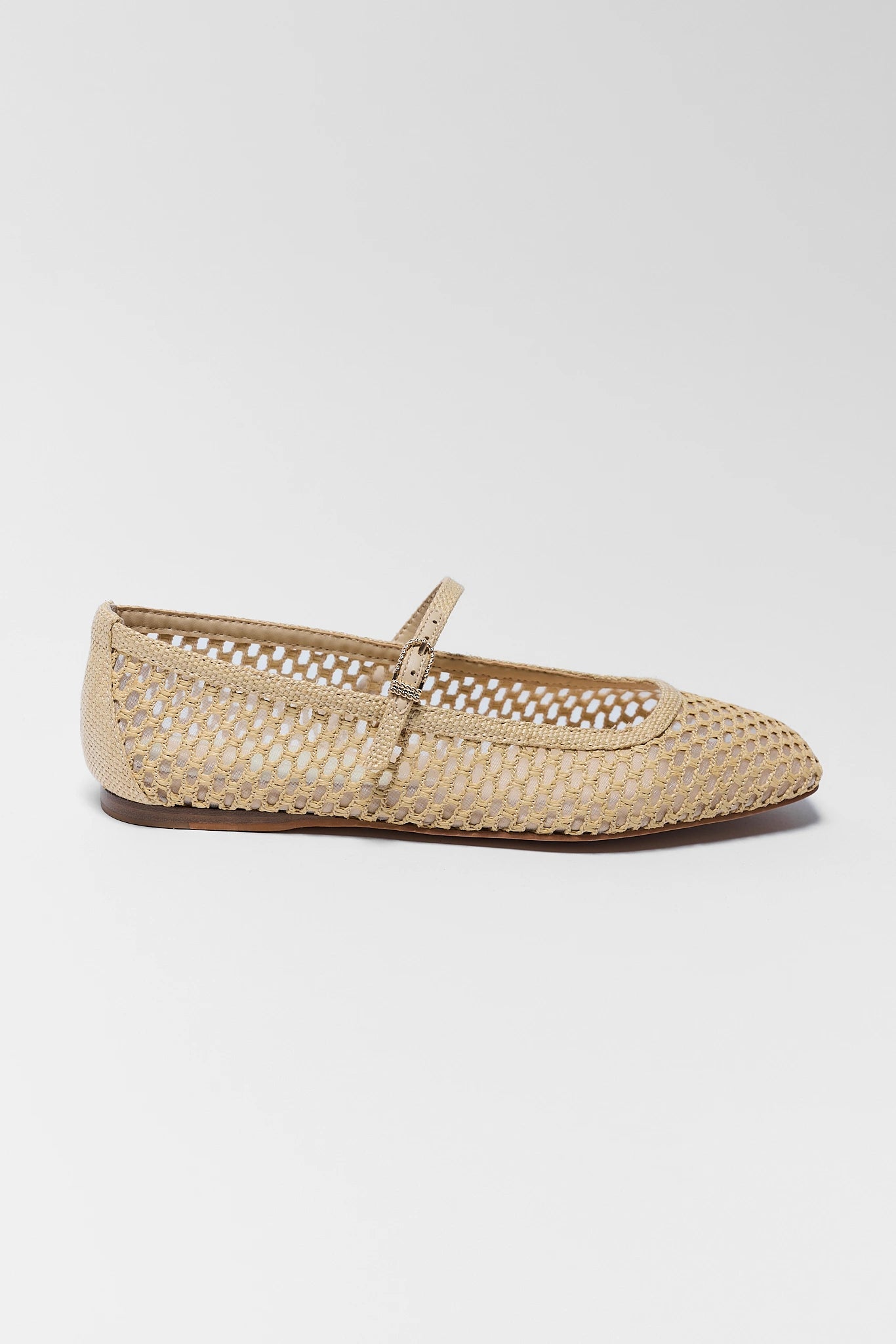 one tan reye flat