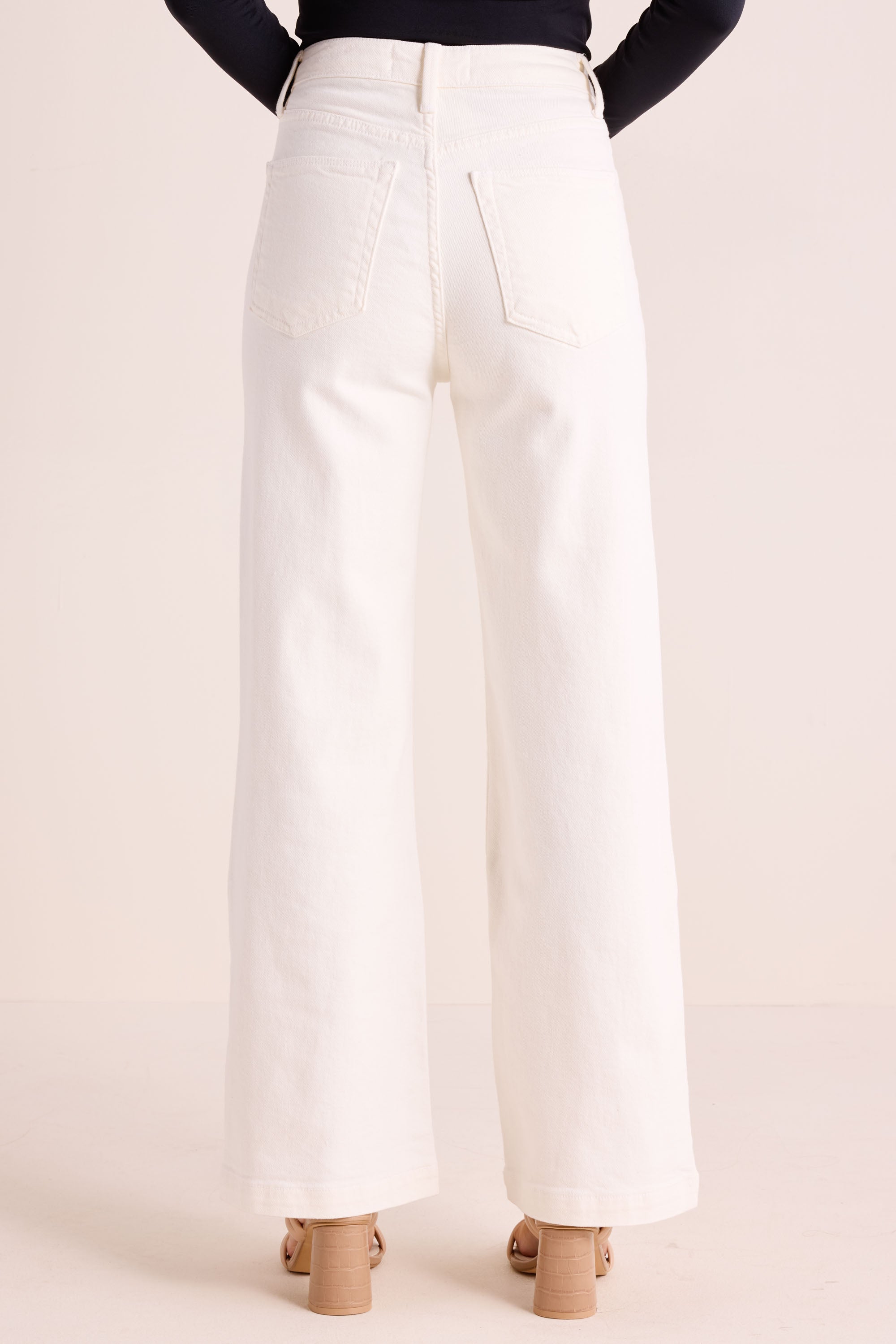 Kimberly Jeans- White