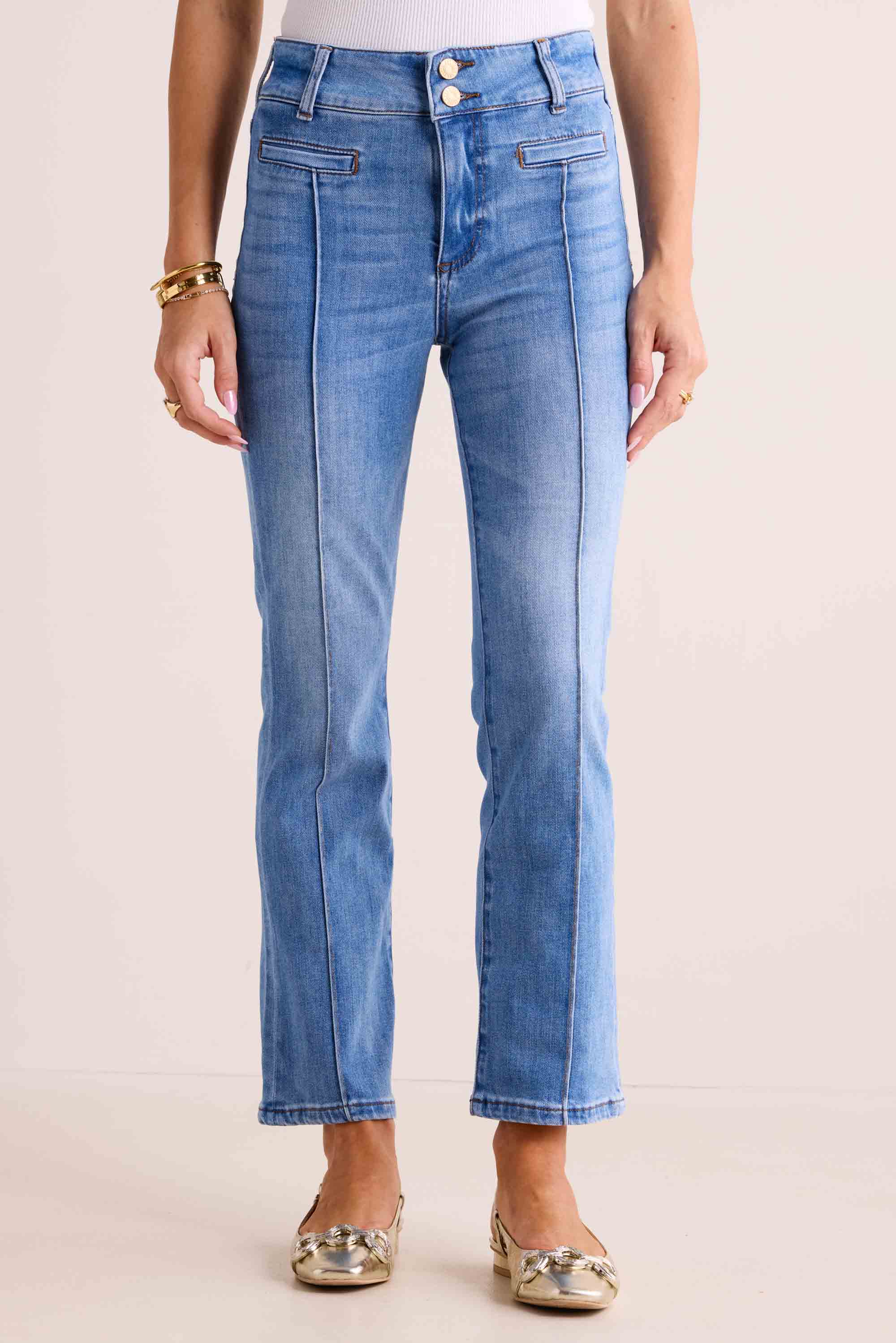 Kelsey Jeans Ankle Flare - Medium Wash by Kut from the Kloth