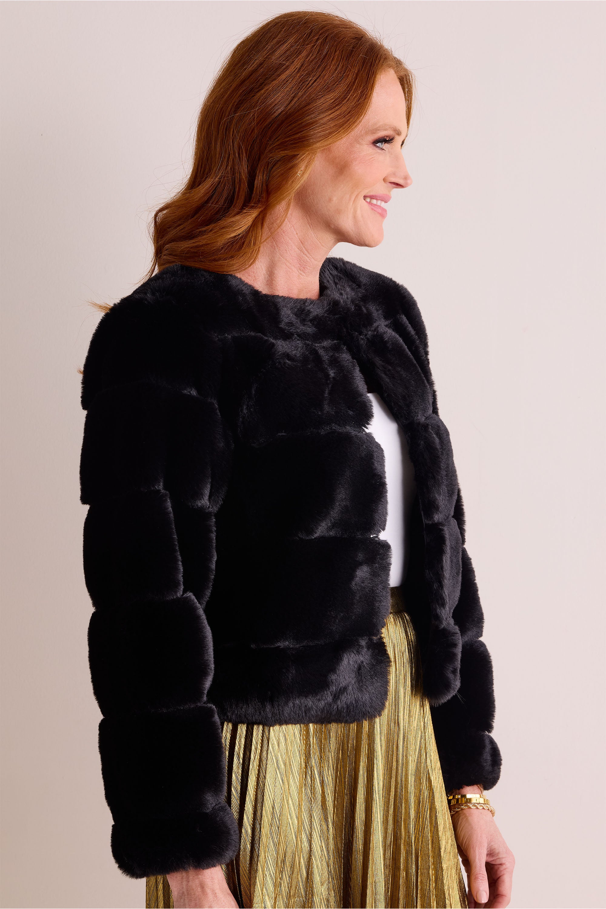 Janet Faux Fur Jacket- Black