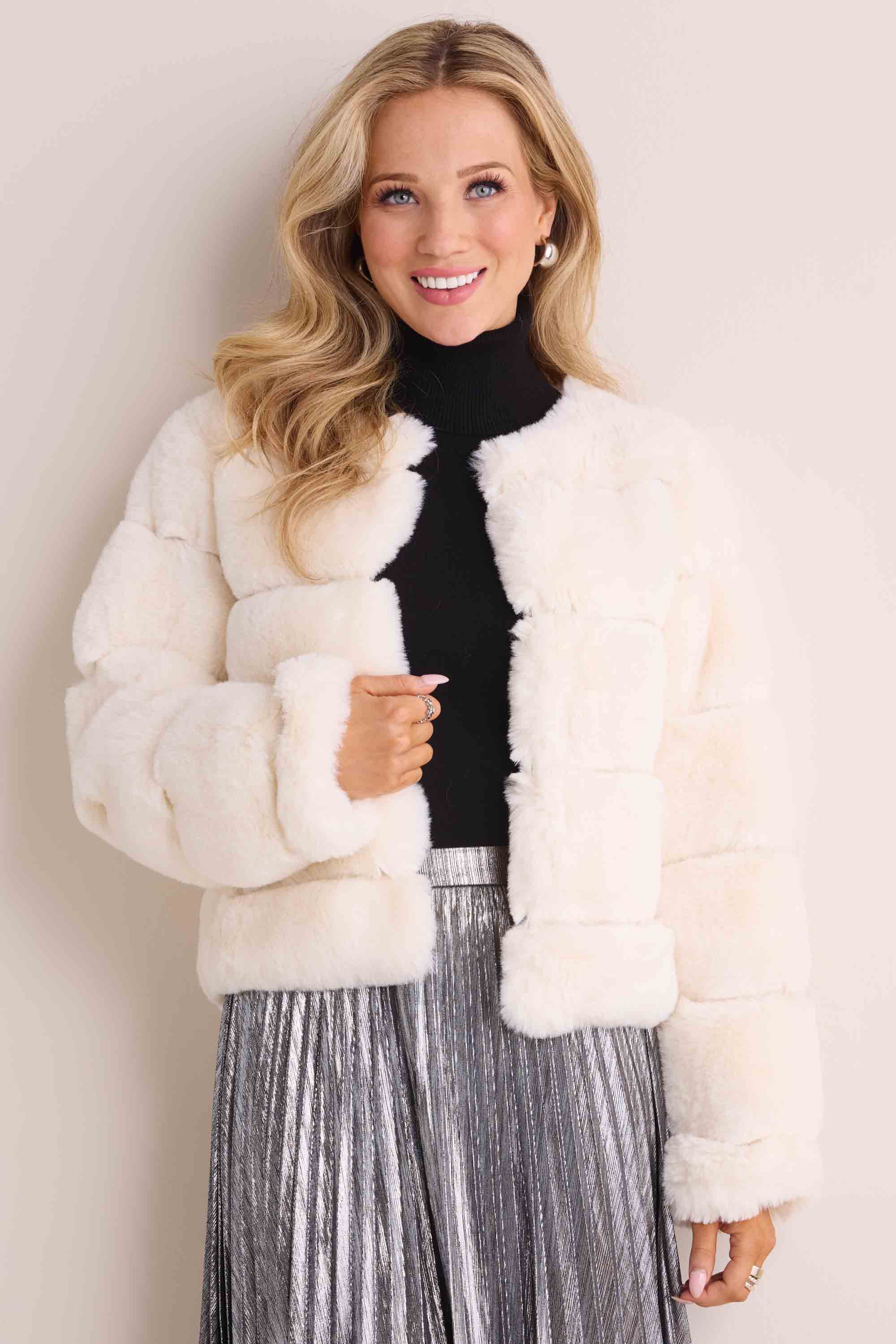 Janet Faux Fur Jacket- Ivory