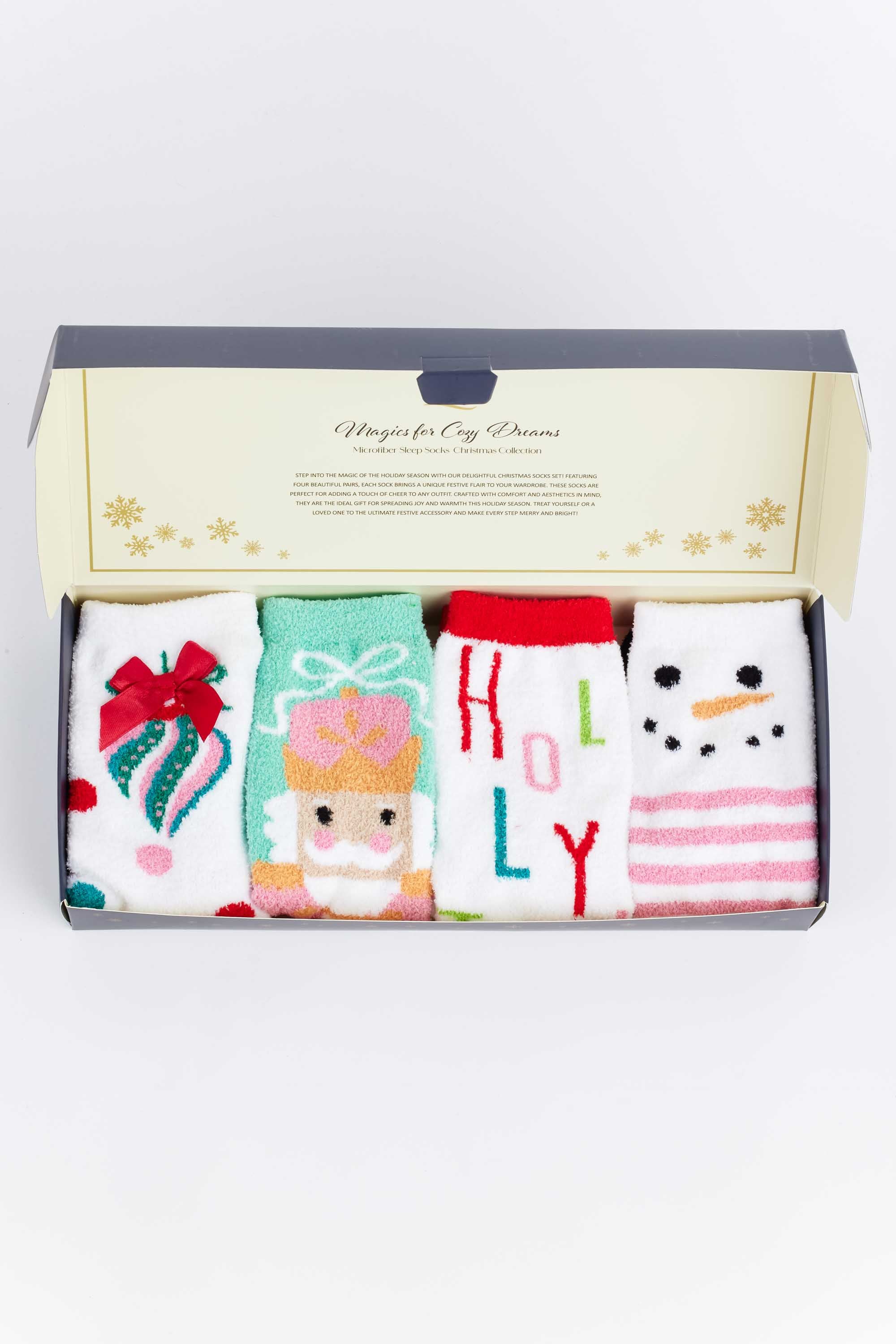 Holly Sock Set