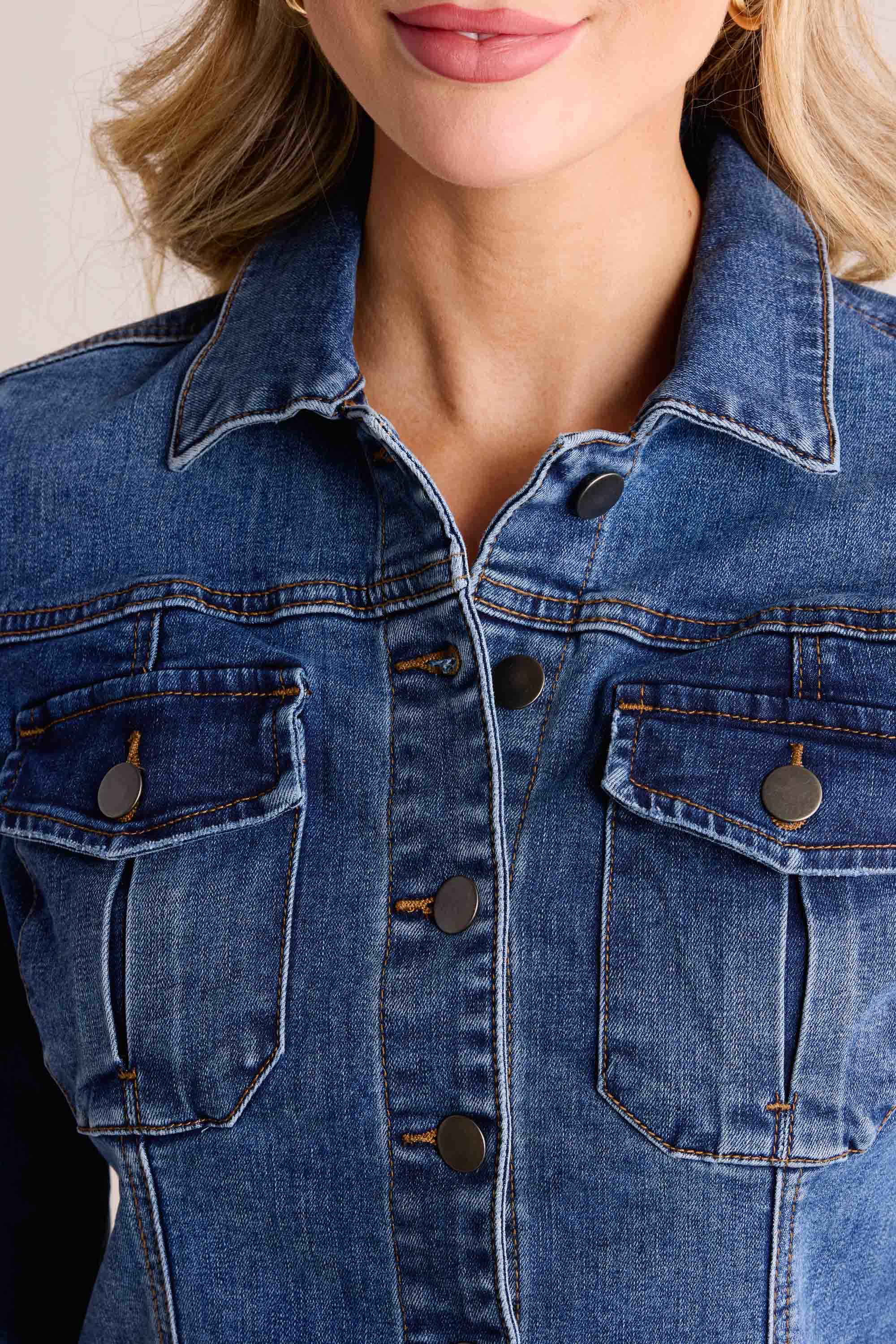 Kut from the Kloth Amelia Denim Jean Jacket Women Large Button Up on sale Chest Pockets