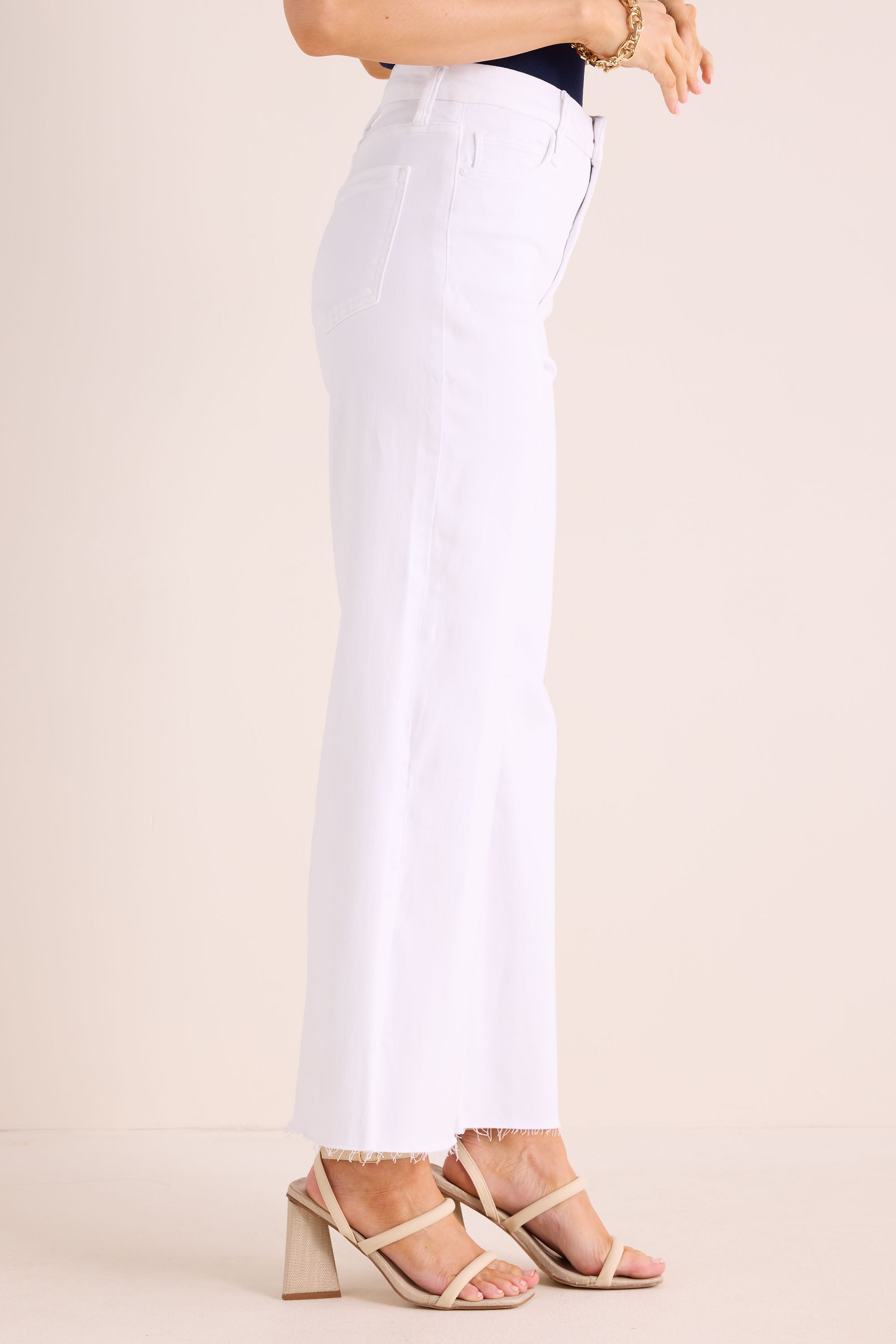 Meg Jeans- White by KUT from the Kloth