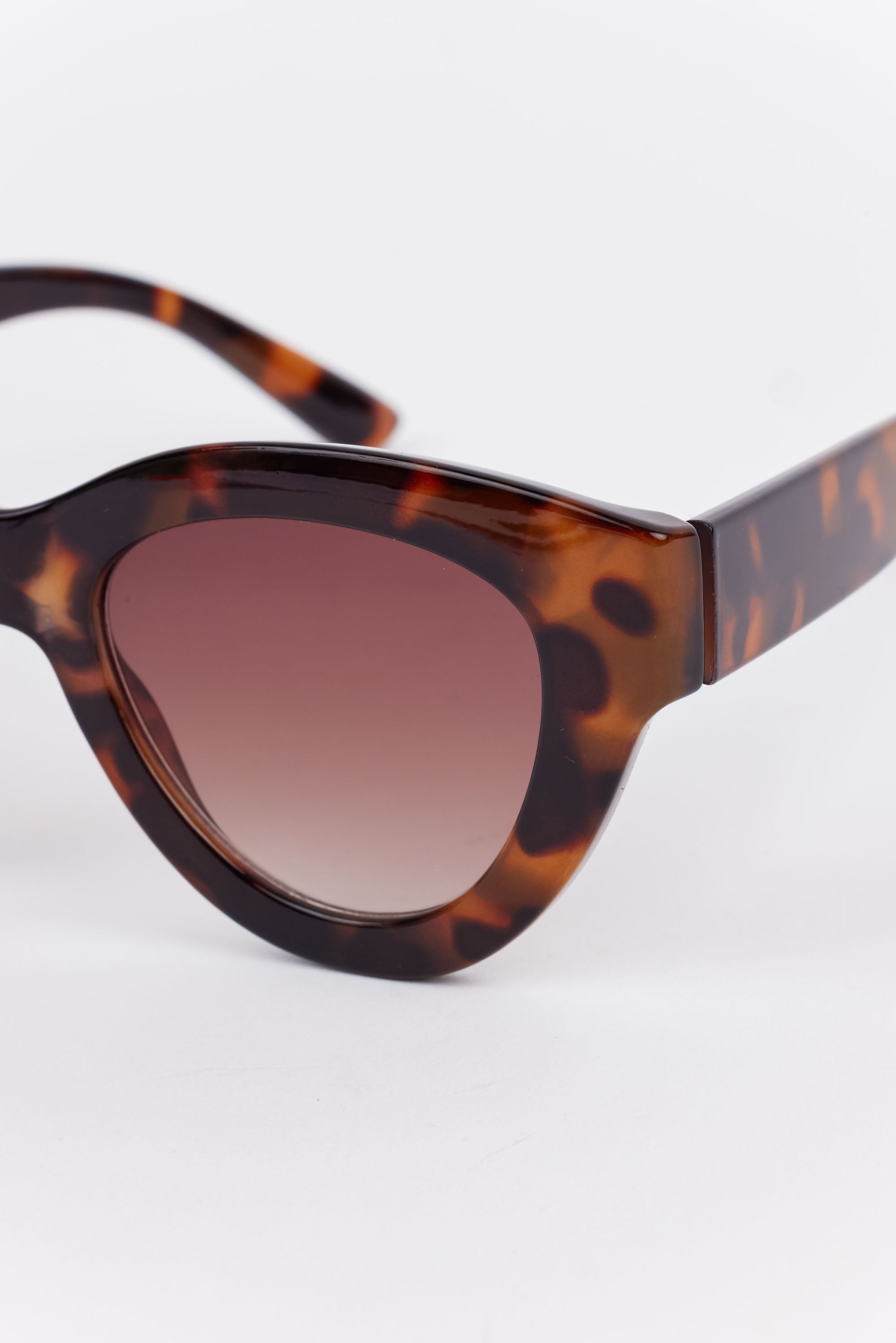 Brooklyn Sunglasses- Tortoise