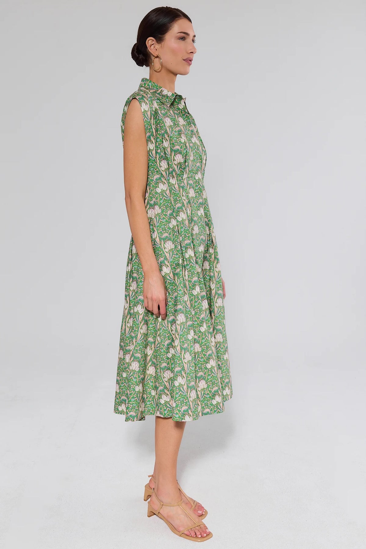 Women's Green Floral Pleated Midi Dress | Avara