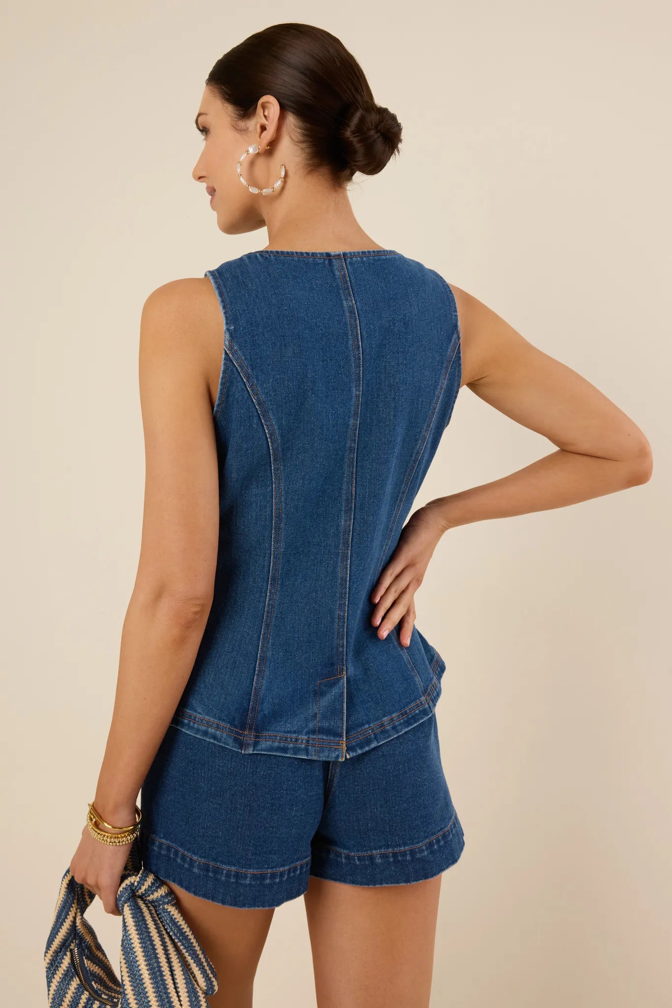 Justine Vest