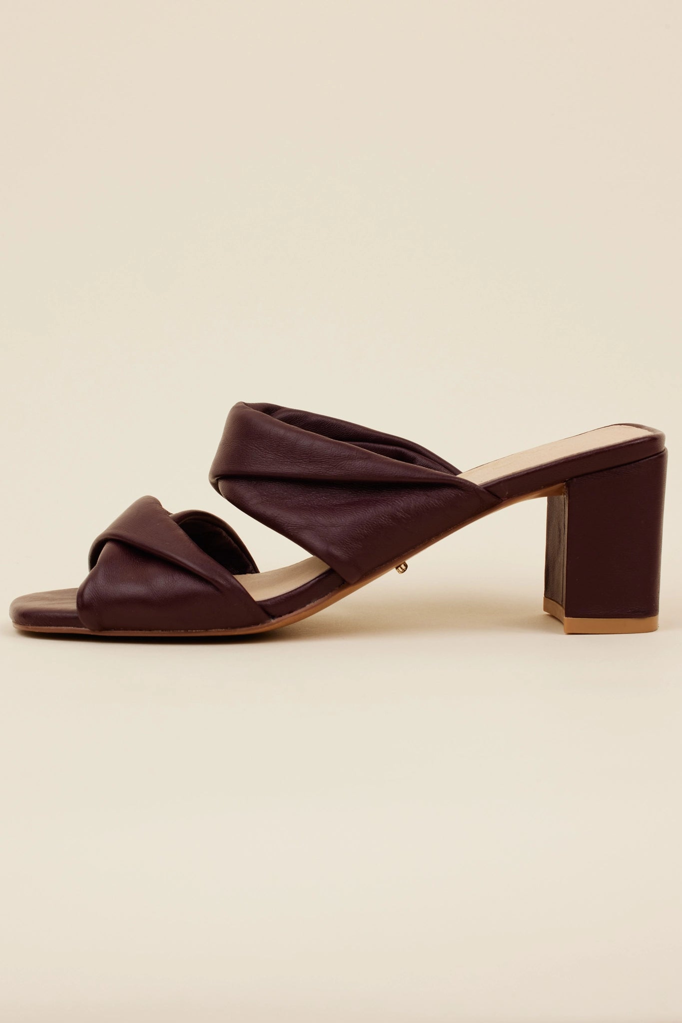 Lorelai Heels