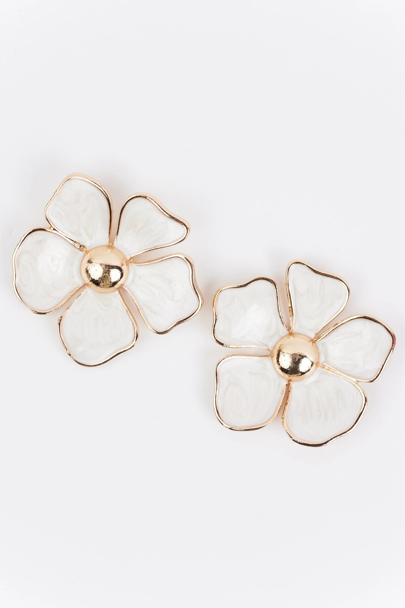Marguerite Earrings- White