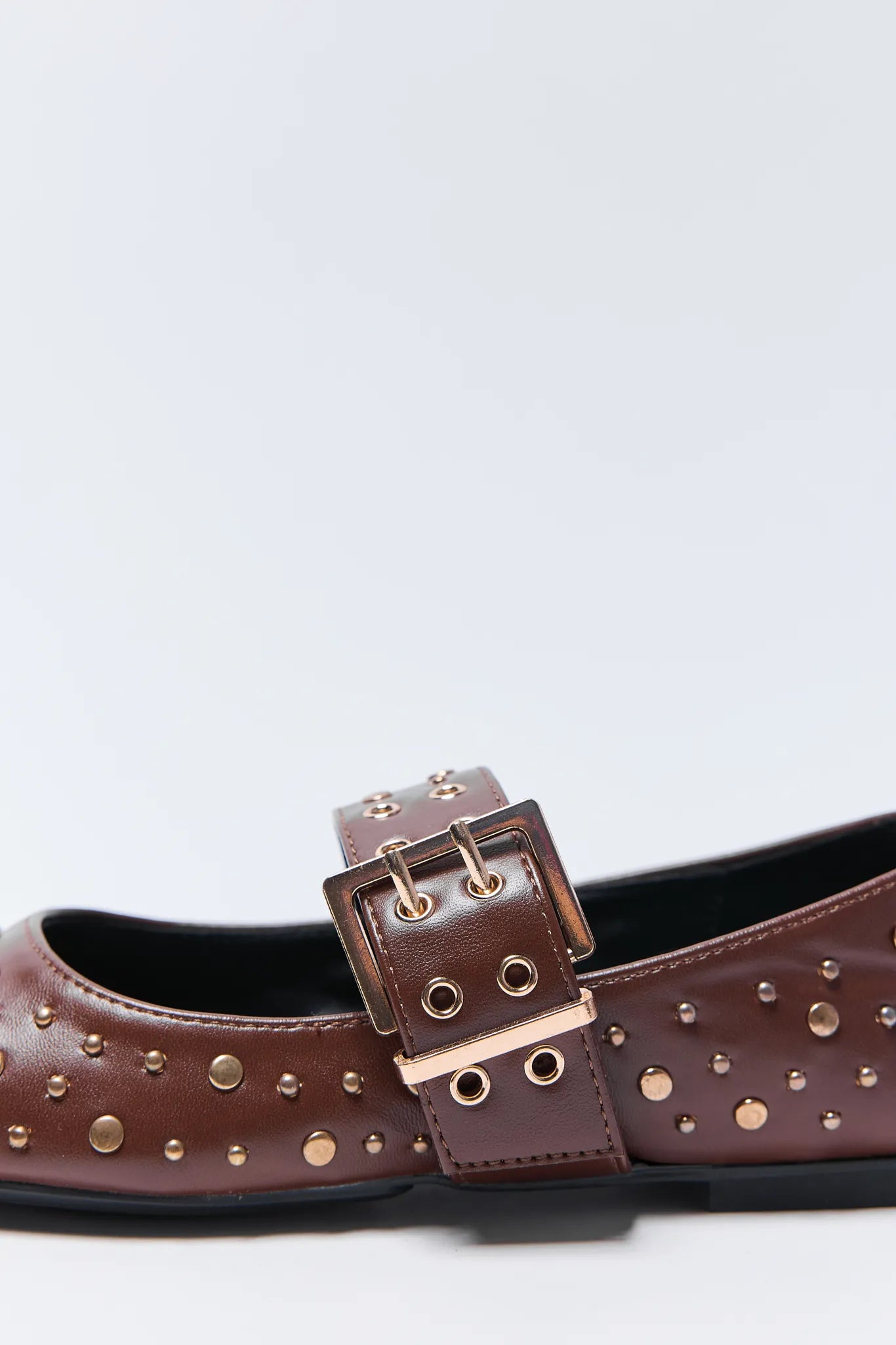 Avril Flats