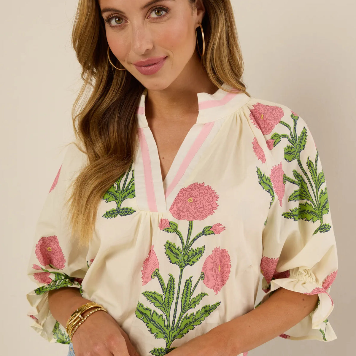 トップス AMICA ETERNAL FLOWER TOP PINK Entrancing Smiles Floral Tank Top- Light Grey & Neon Pink