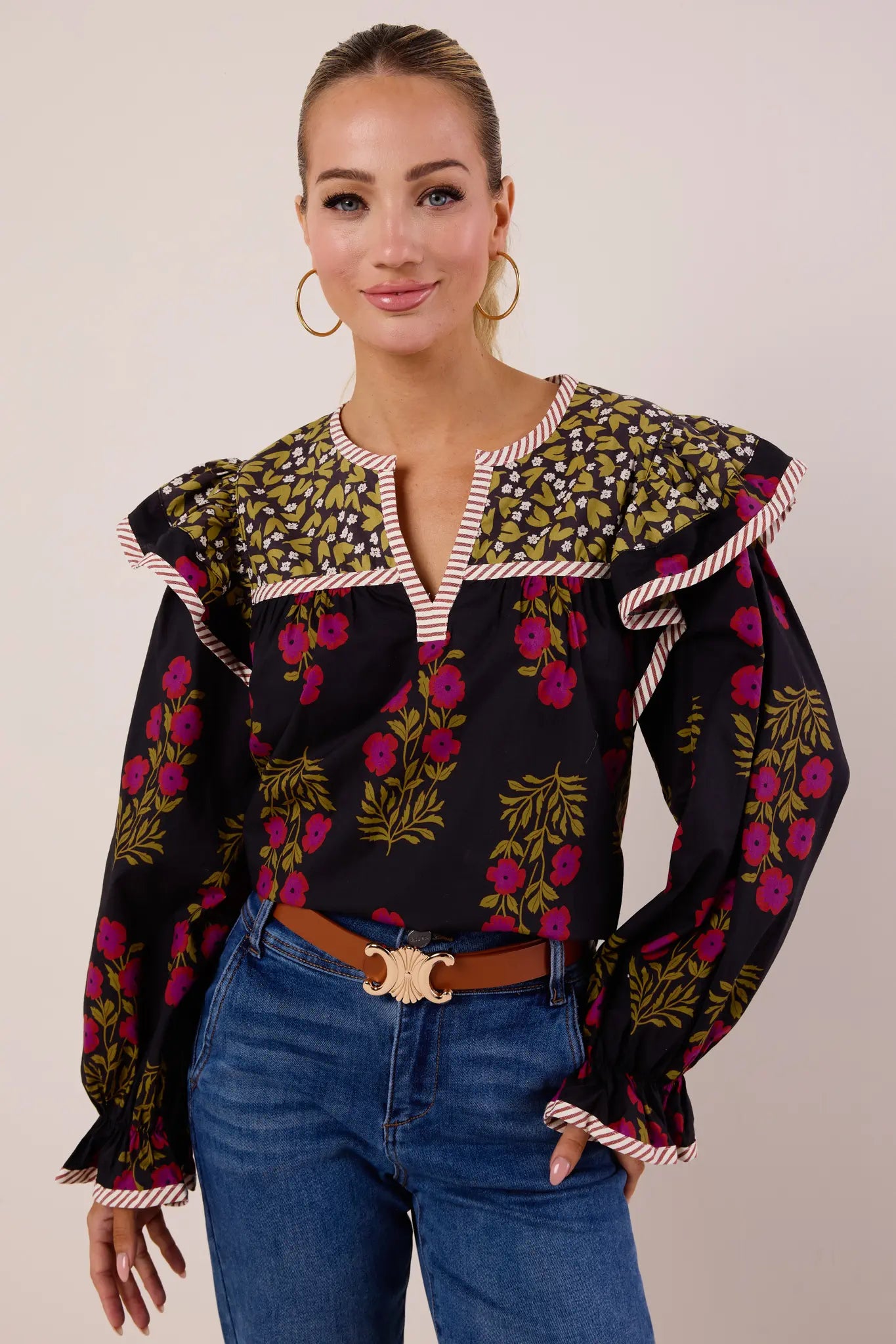 Antonia Top