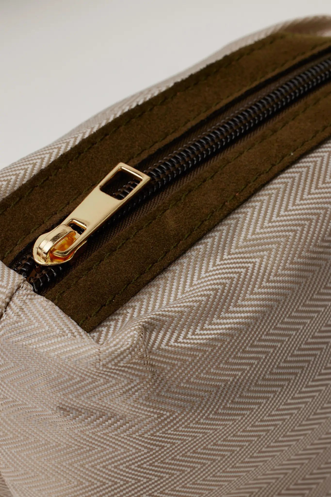 Serena Bag, Suede- Olive