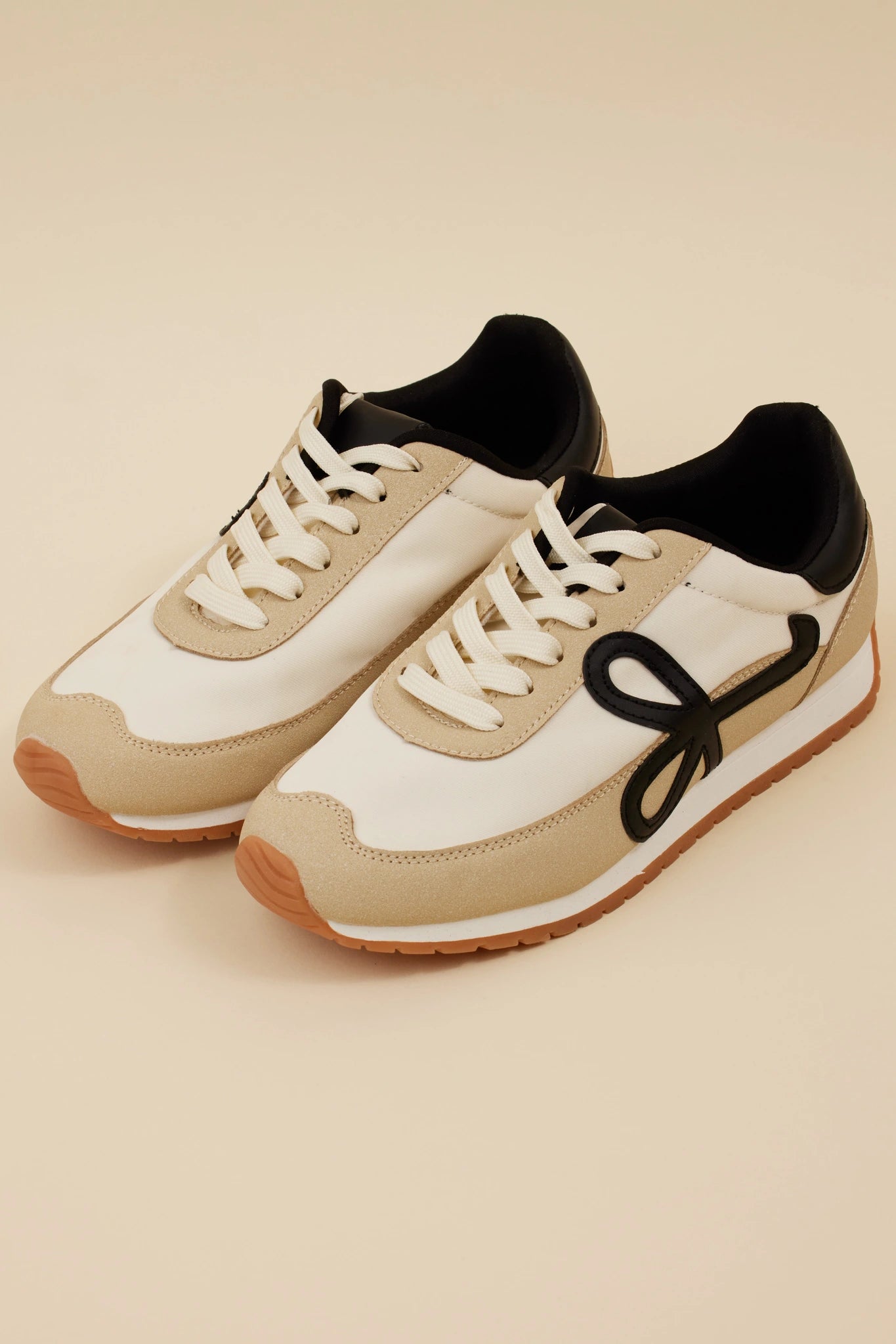 Frances Sneakers