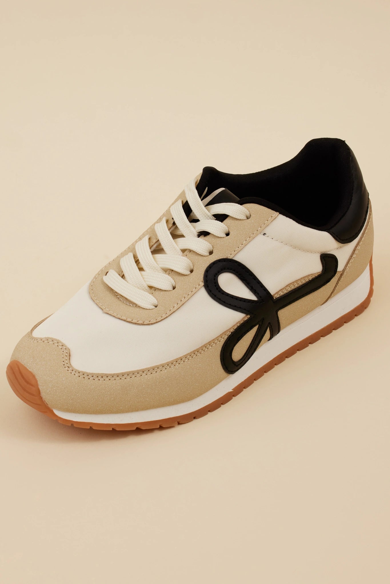 Frances Sneakers