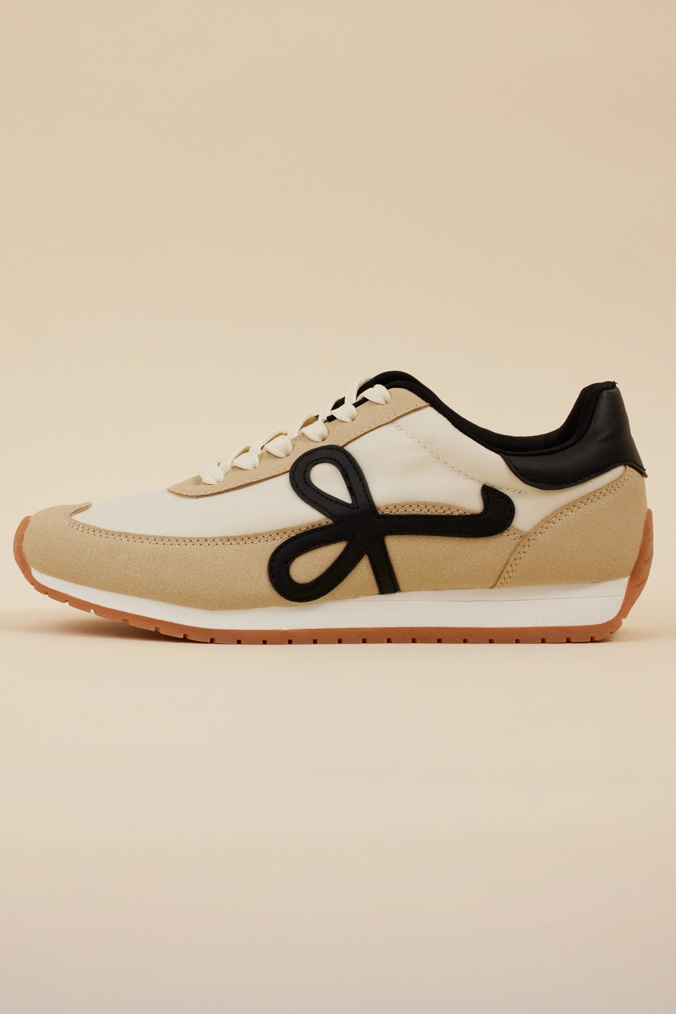Frances Sneakers