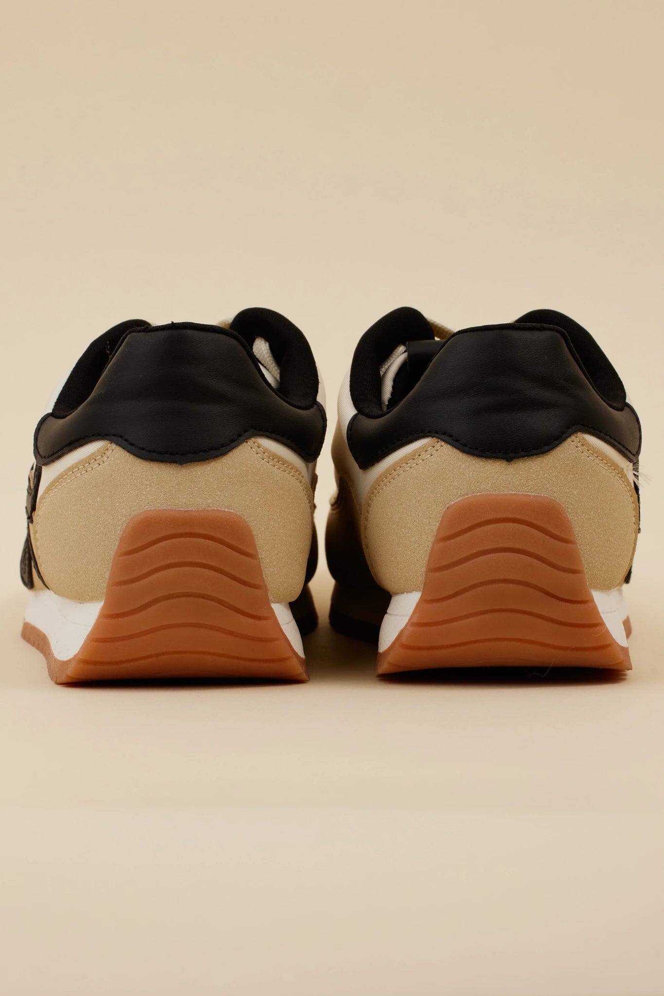 Frances Sneakers