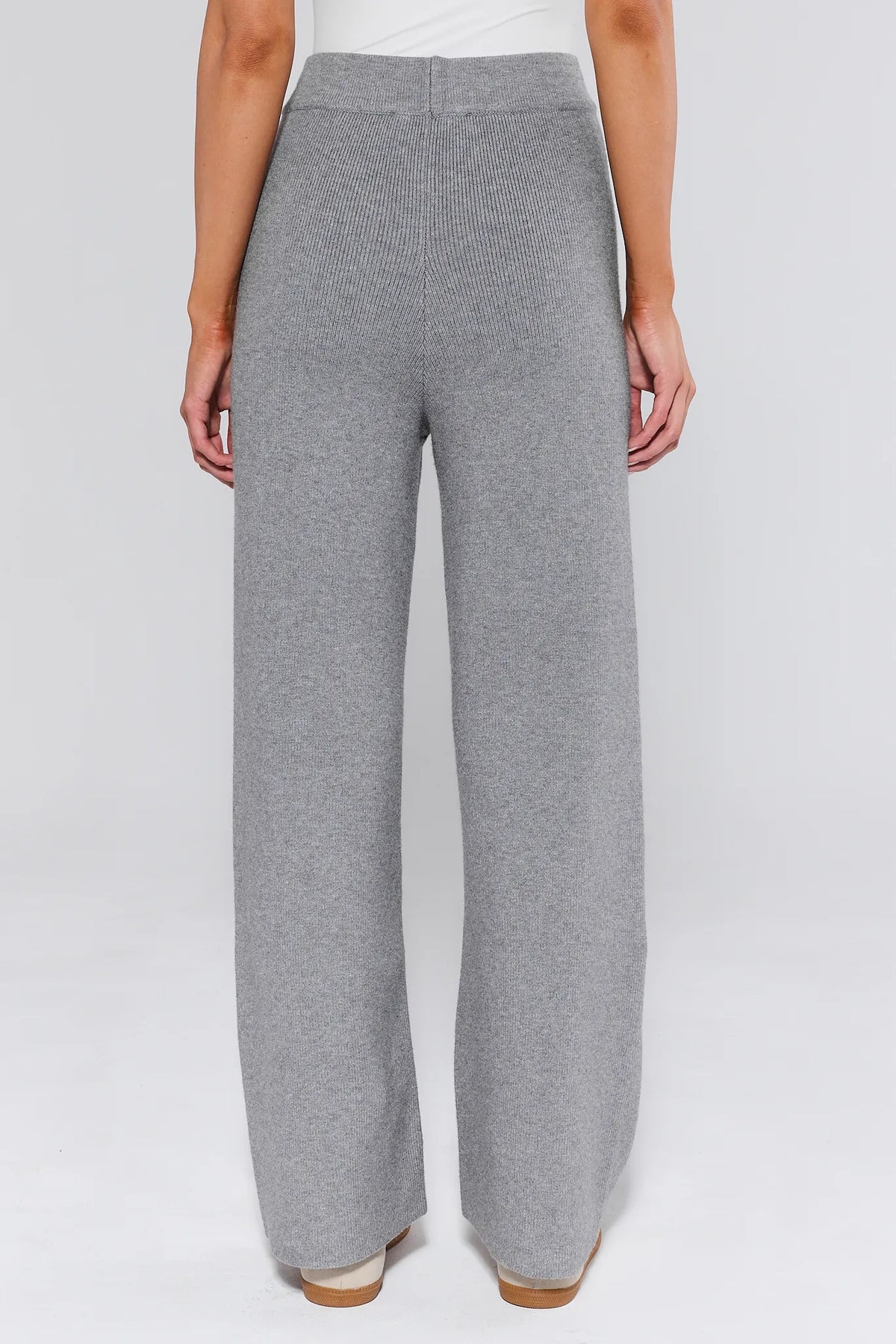 viavanda tuck knit pants ニット　パンツ　グレー Women's Gray Knit Pants | Avara | Avara