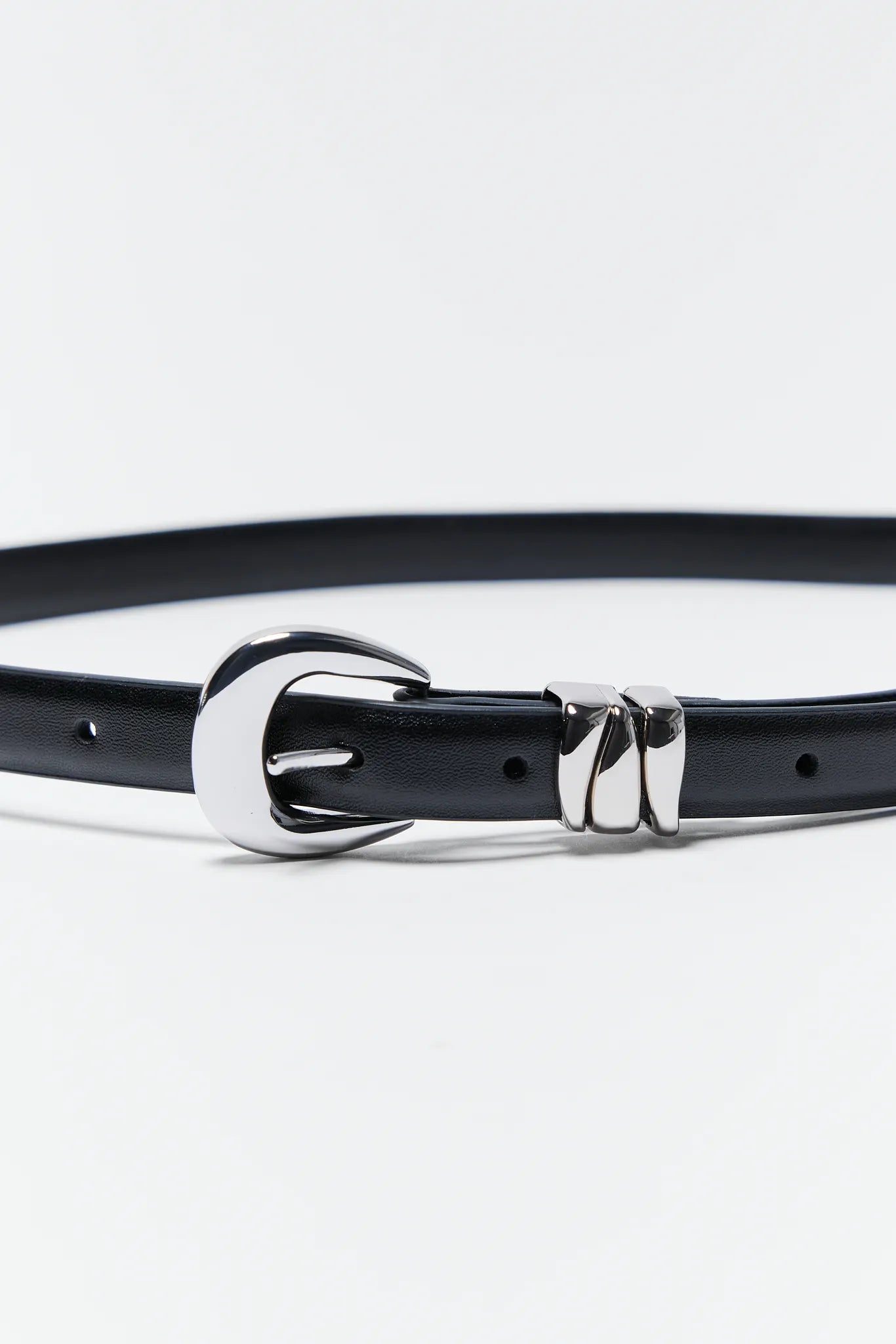 Caroline Black Keeper Belt on white background