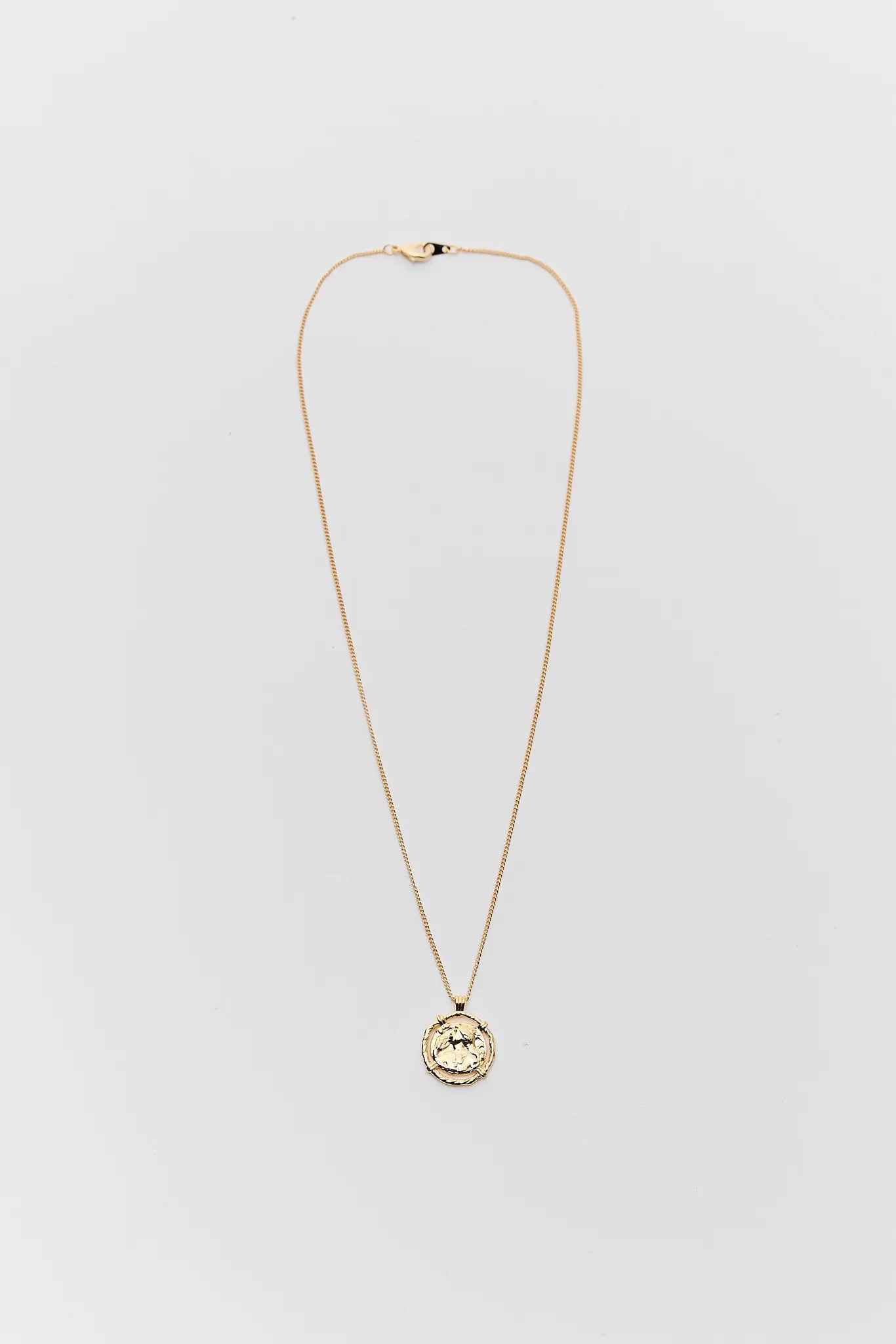 Elizabeth Gold Pendant Necklace
