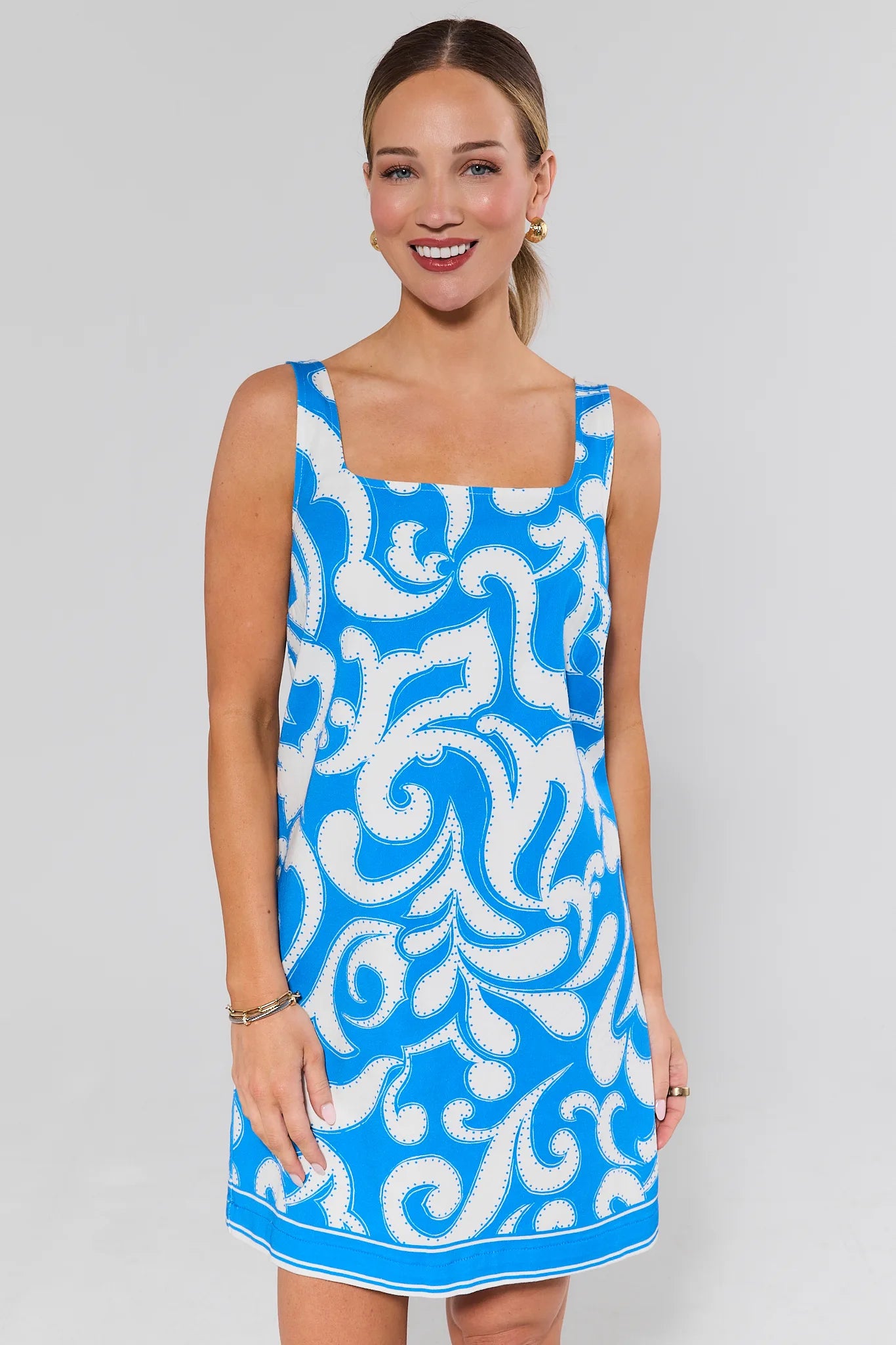 Short Dresses | Cute, Chic Styles for Every Occasion | Avara Short Dresses | Cute, Chic Styles for Every Occasion | Avara