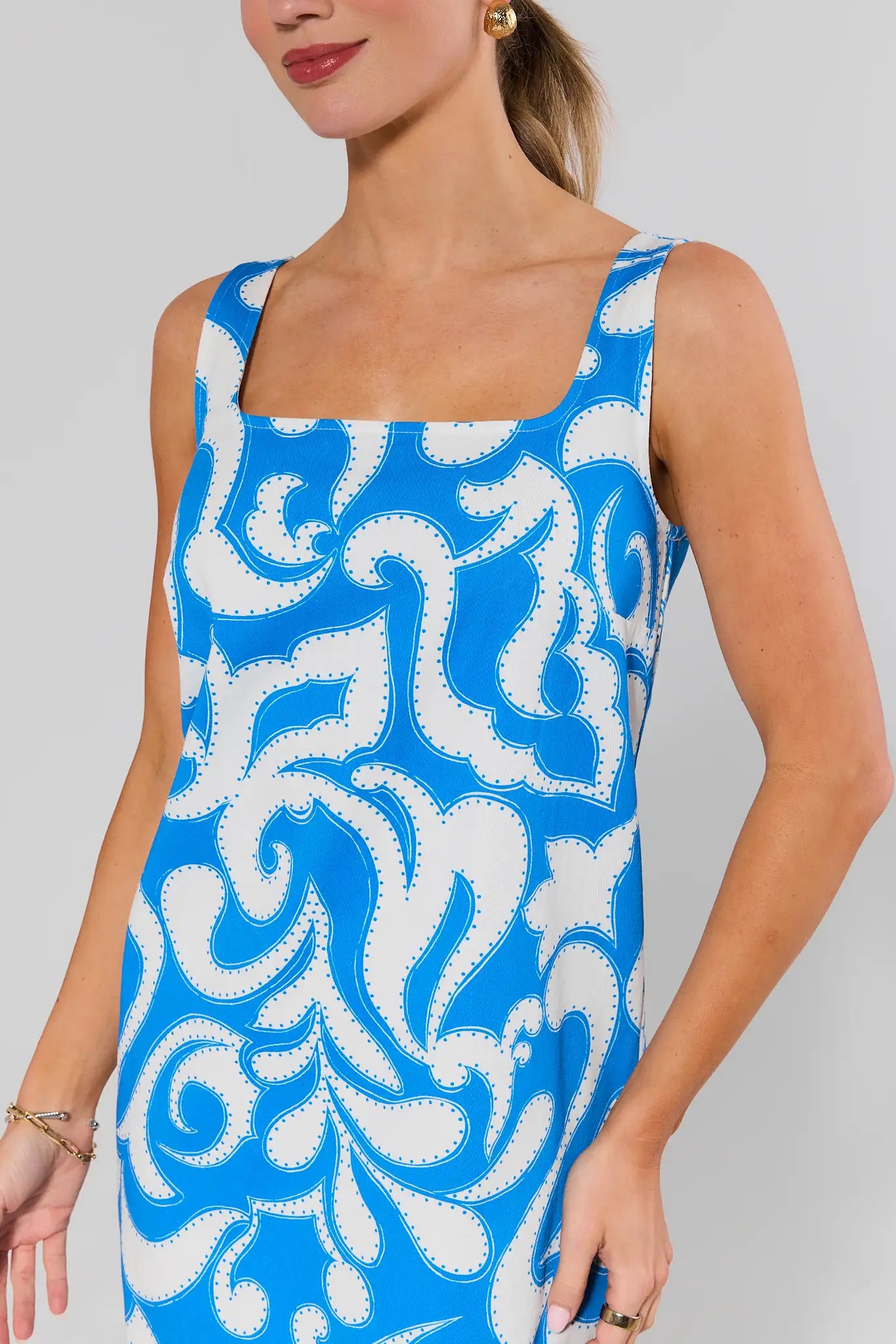 Short Dresses | Cute, Chic Styles for Every Occasion | Avara Short Dresses | Cute, Chic Styles for Every Occasion | Avara