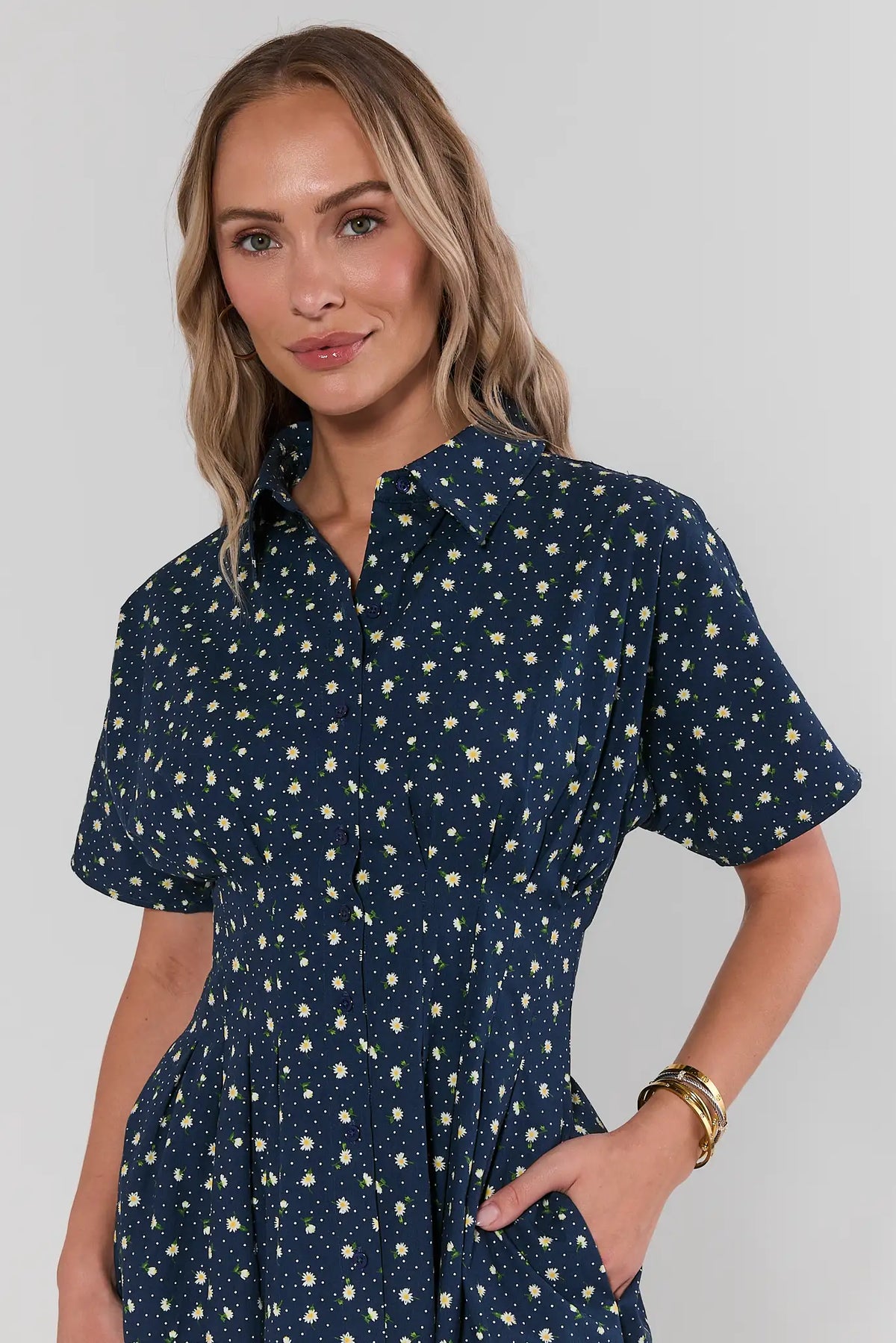 ボーダーズアットバルコニー　DOT SHIRT DRESS　サイズ36 Navy Floral Maxi Dress | Avara | Avara