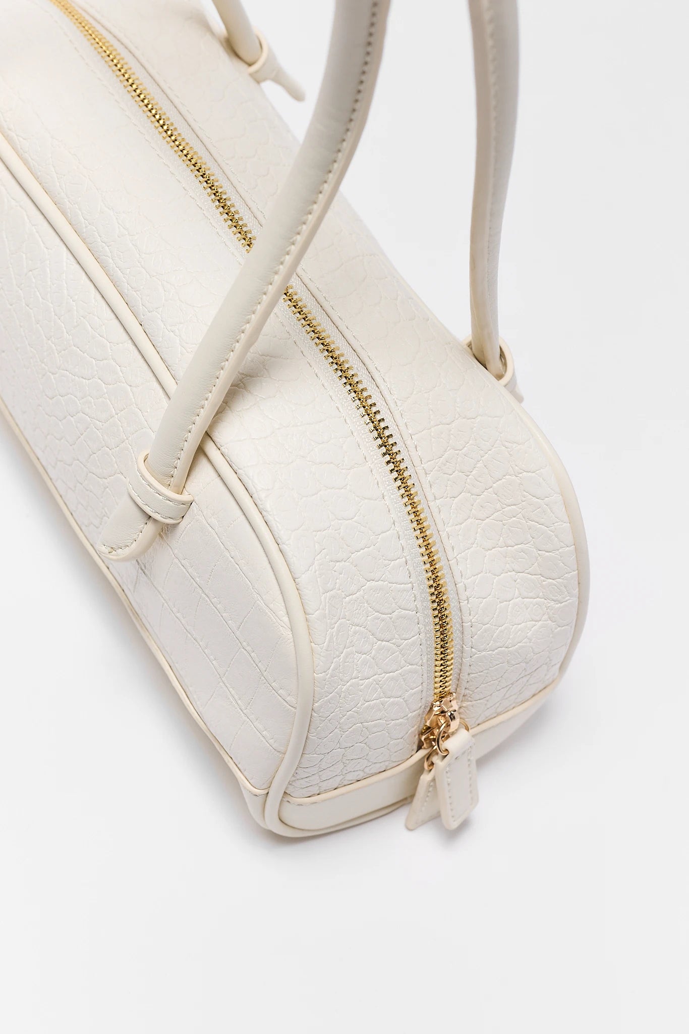 Ivory Textured Faux Leather Bag