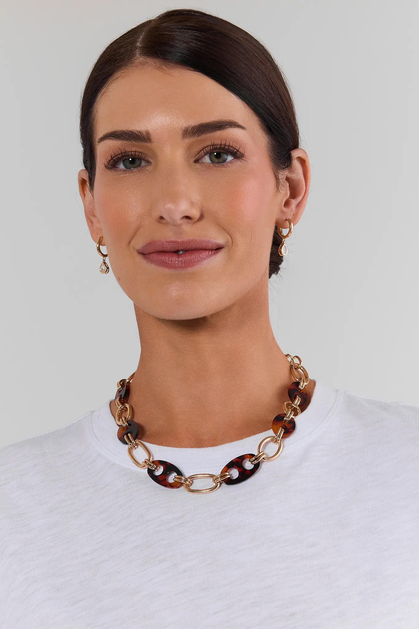 Tortoise Loop Chain Necklace