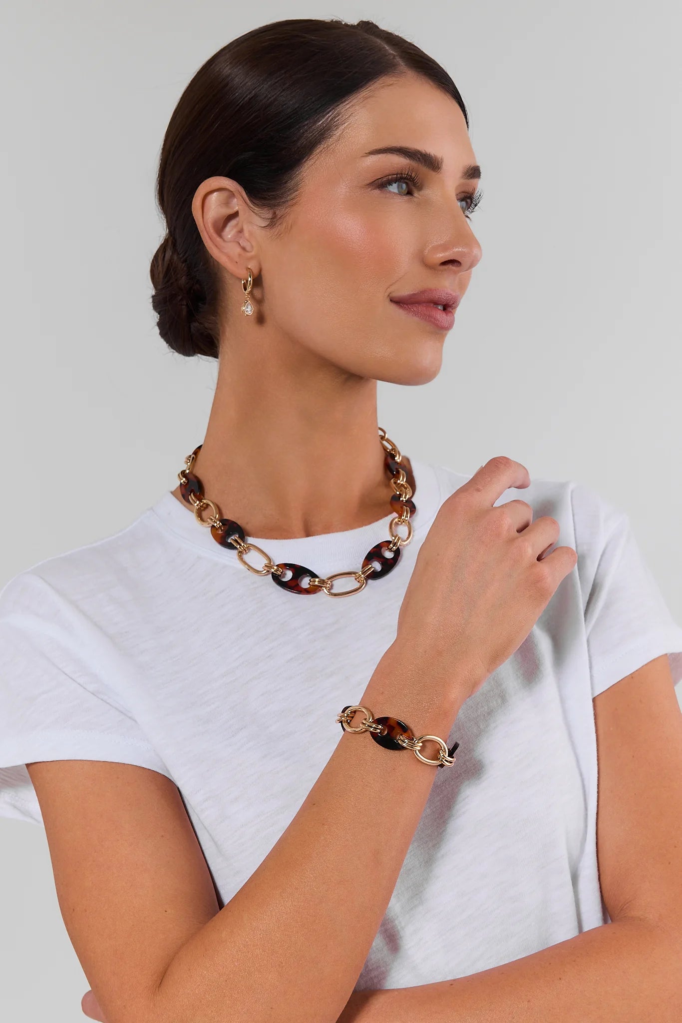 Tortoise Loop Chain Bracelet