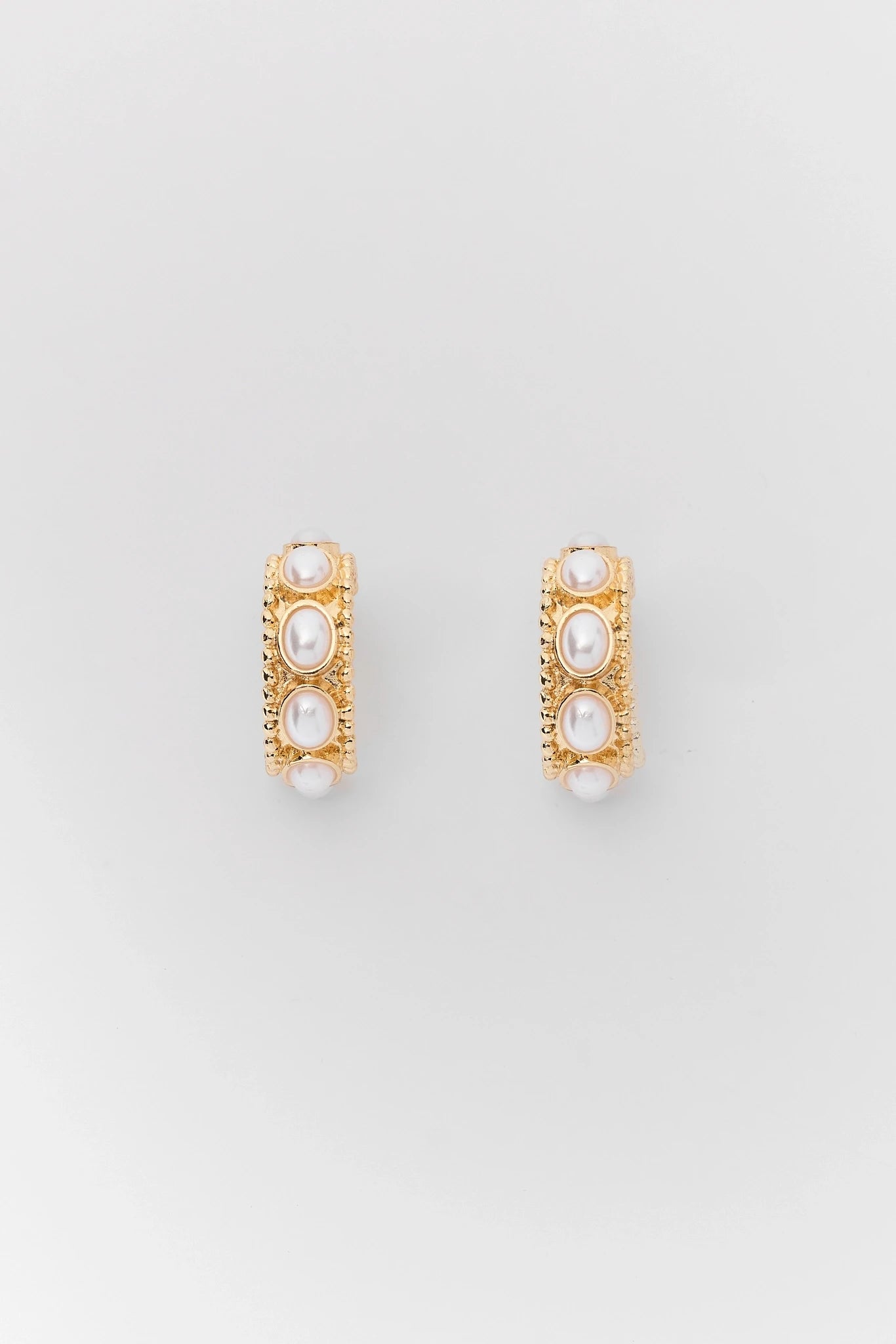 Gold Chunky Pearl Hoop Earrings