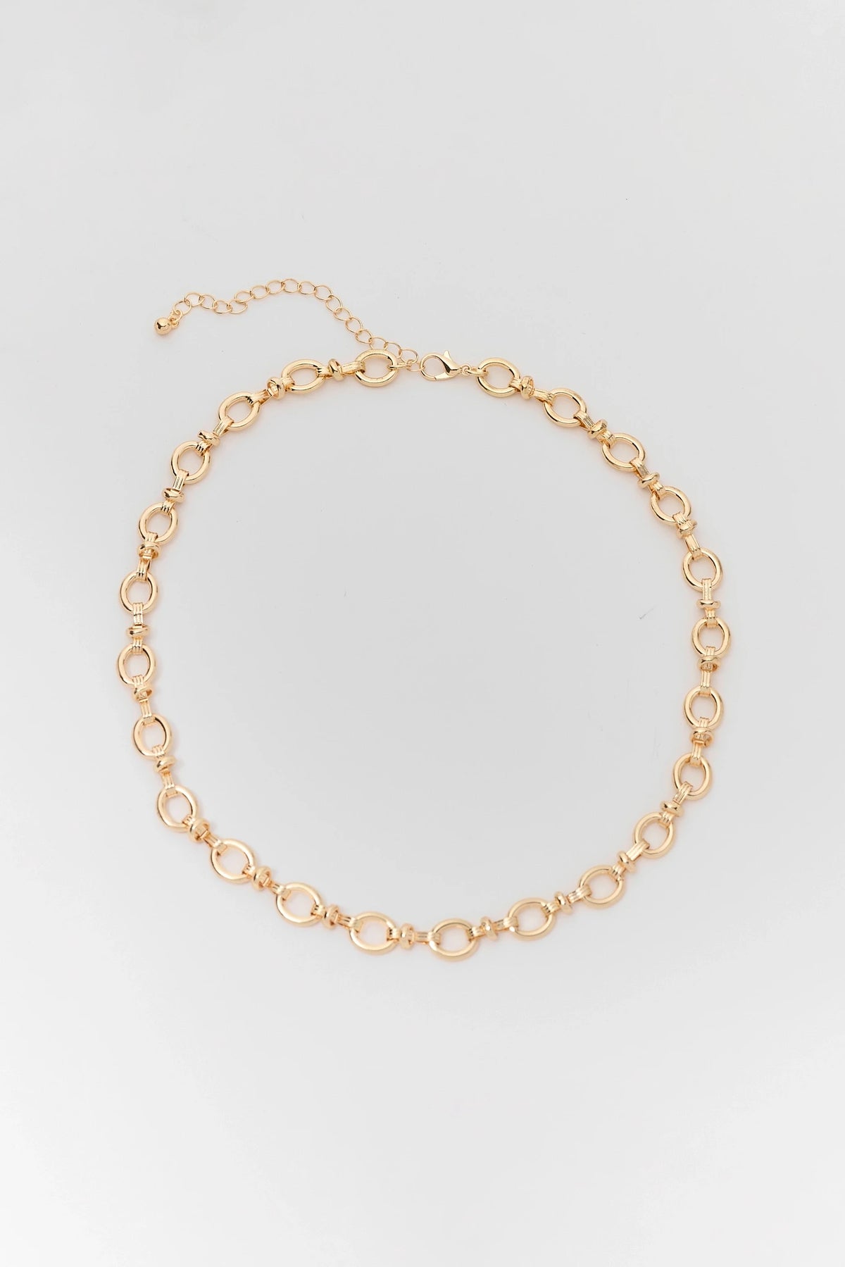 Gold Oval Chain Link Necklace | Avara