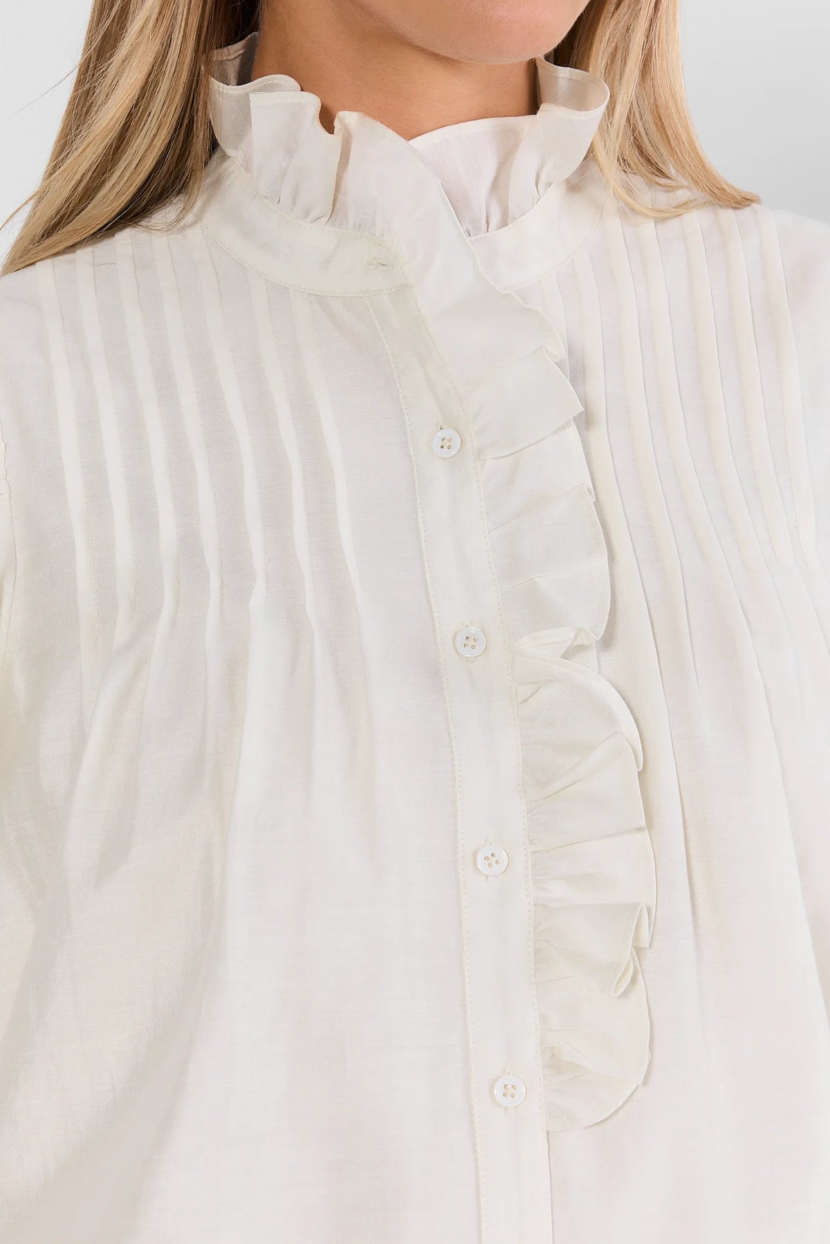White Ruffle Band Collar Button Up Top - Close-Up Pleating & Button Detail | Avara